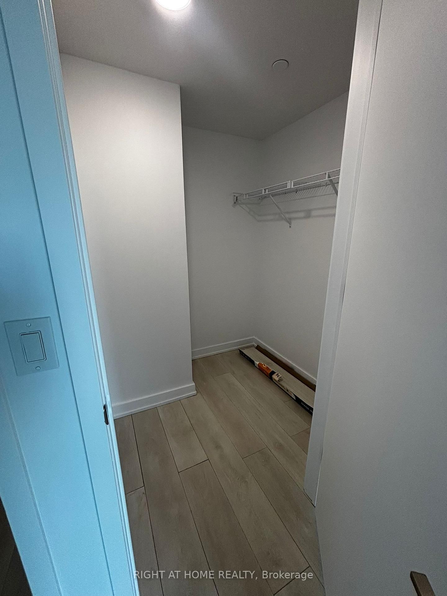 8 Tippett Road, Unit 1311 - Photo 11