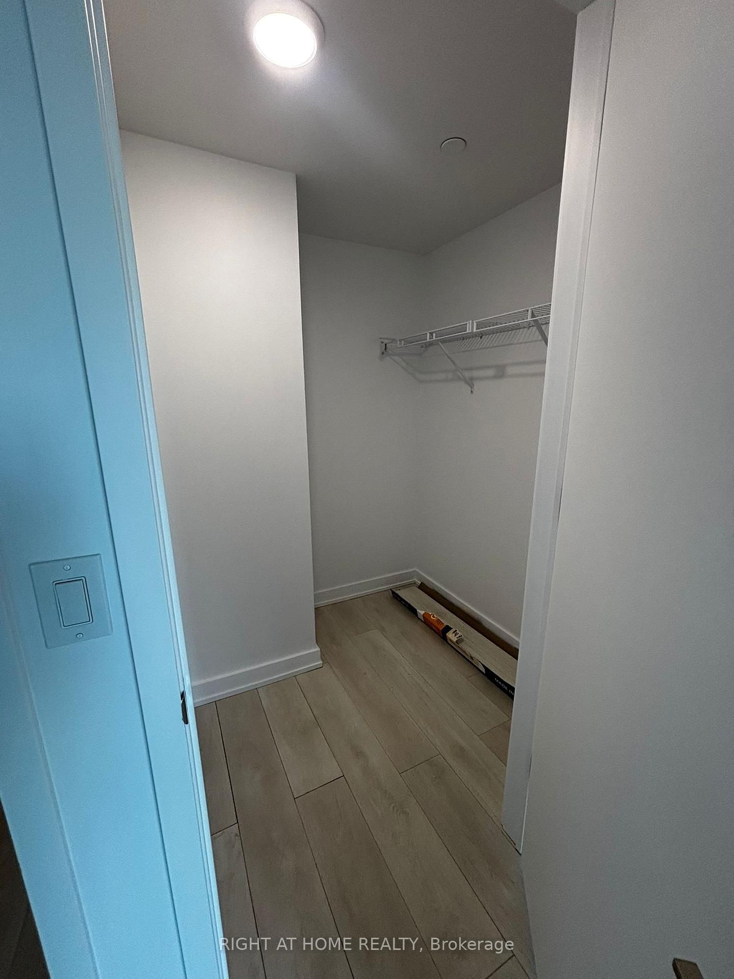 8 Tippett Road, Unit 1311 - Photo 13