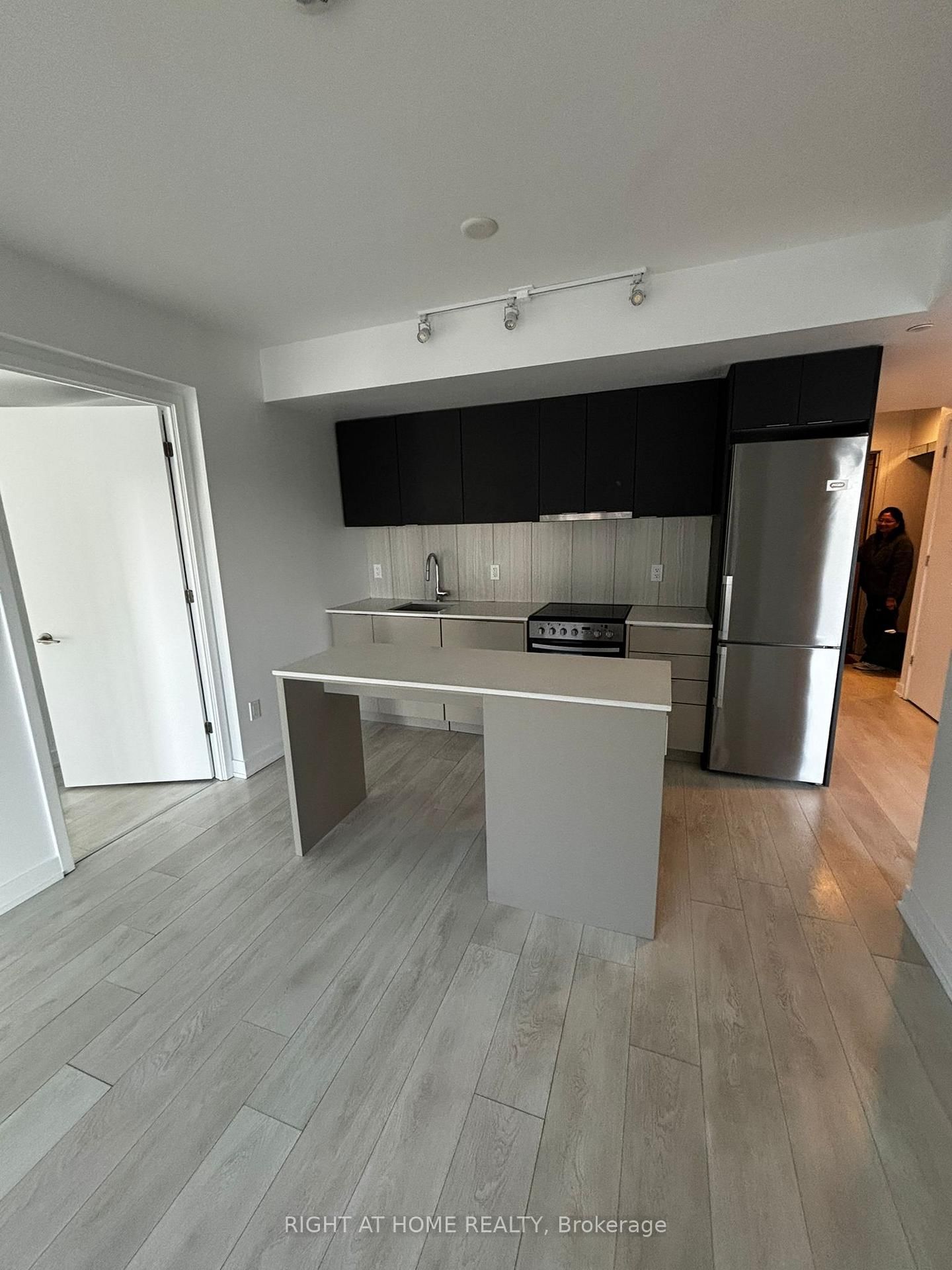 8 Tippett Road, Unit 1311 - Photo 2