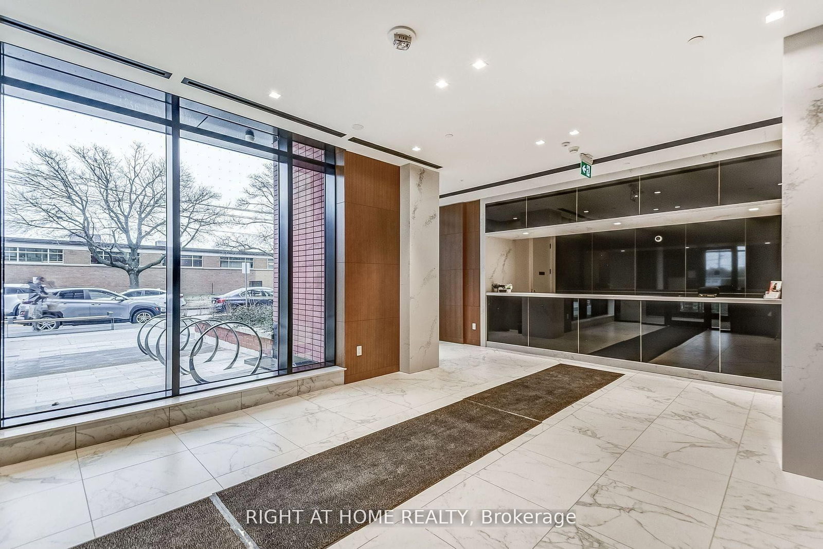 8 Tippett Road, Unit 1311 - Photo 20