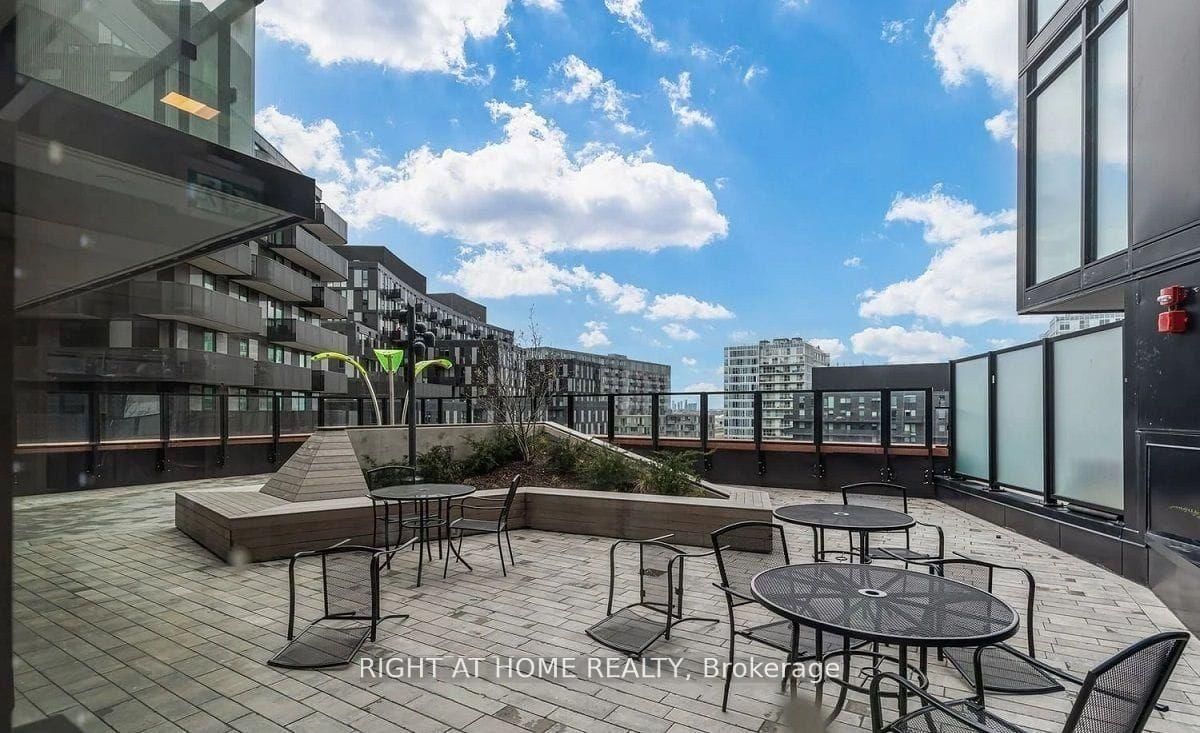 8 Tippett Road, Unit 1311 - Photo 21