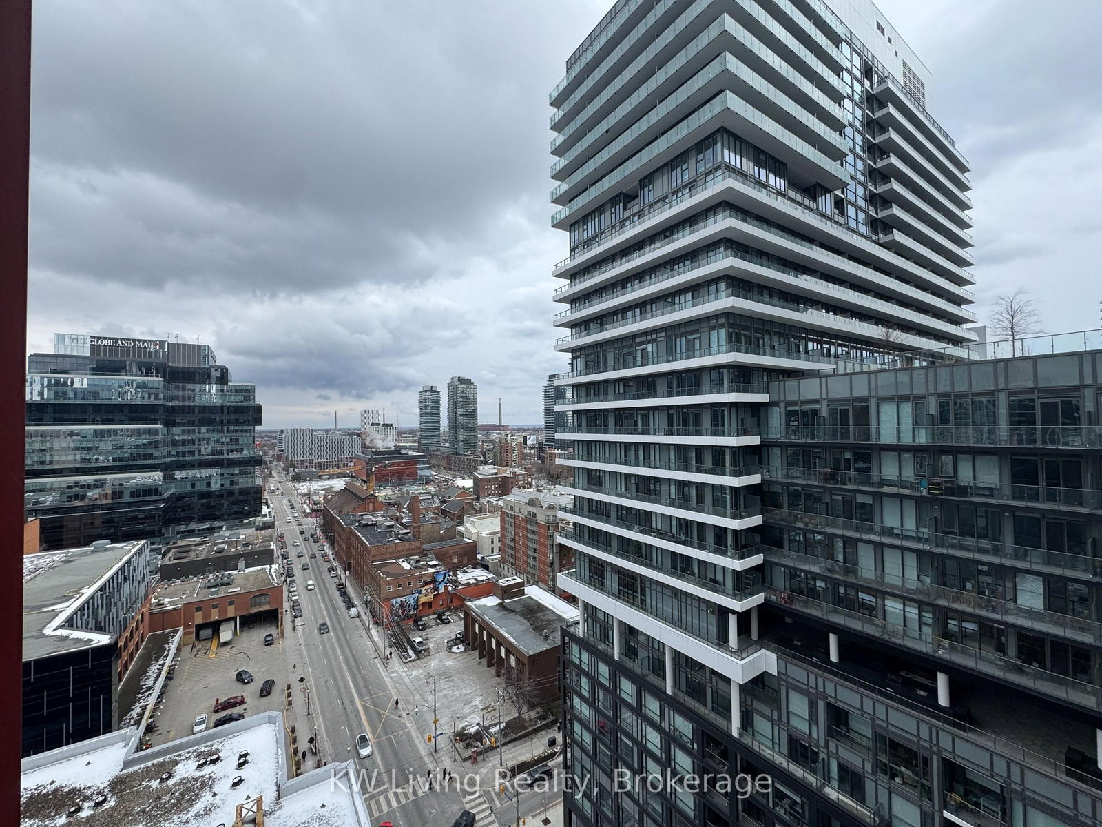 Condo for lease at 2006-180 Front Street, Toronto, Ontario, M5A 0A9 - Moss Park - MLS: C12988430