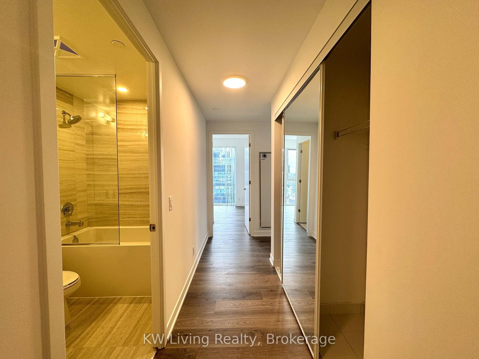 Condo for lease at 2006-180 Front Street, Toronto, Ontario, M5A 0A9 - Moss Park - MLS: C12988430