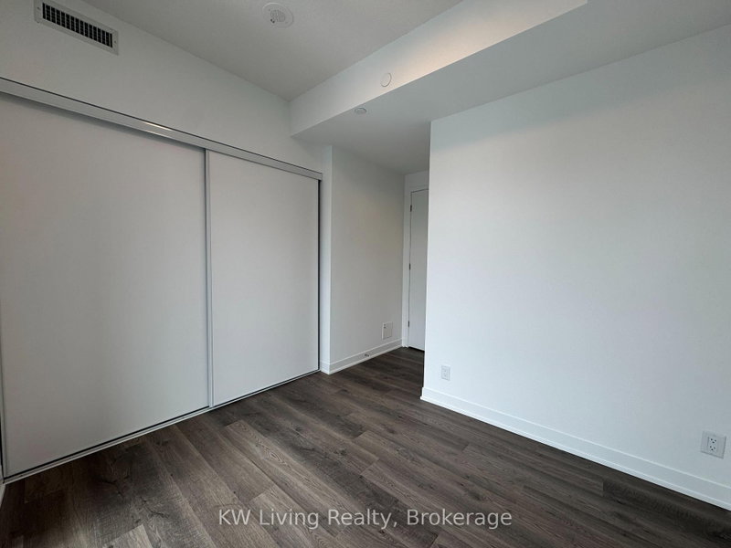 Room1