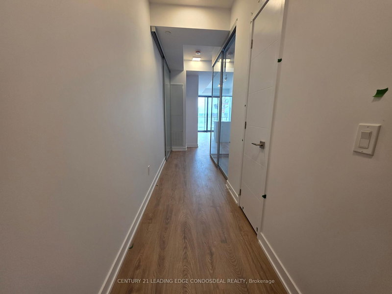 615 - 29 Green Trail Crt, Toronto, M2K 0J9 | Image 2
