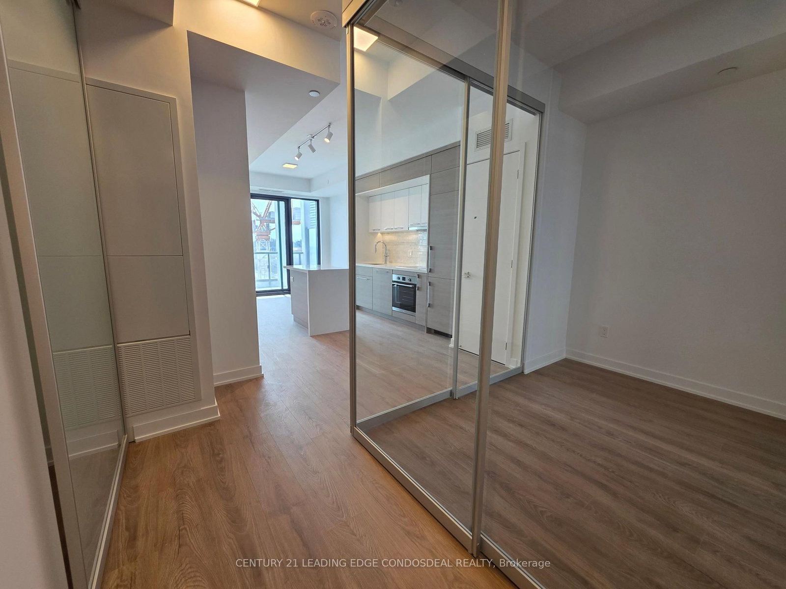 29 Green Trail Court, Unit 615 - Photo 3