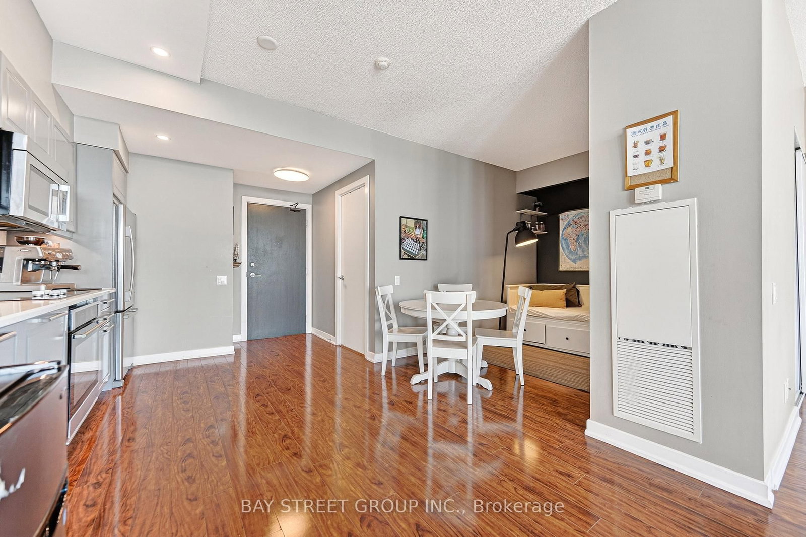 33 Charles Street E, Unit 3505 - Photo 15