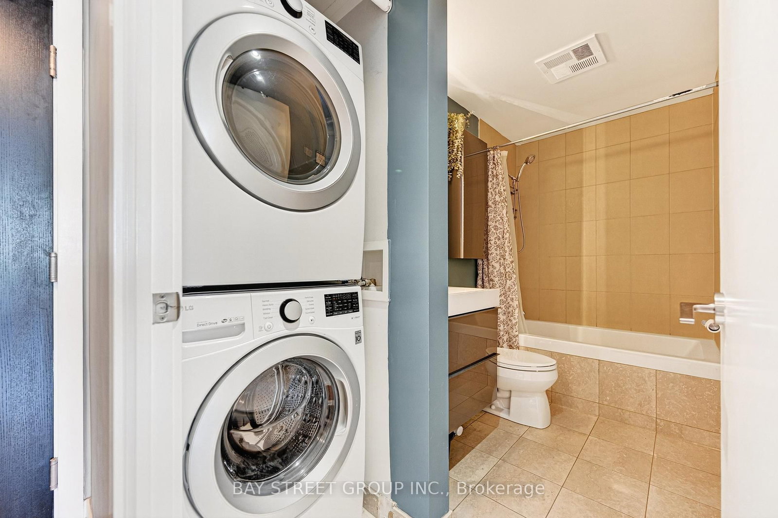 33 Charles Street E, Unit 3505 - Photo 24