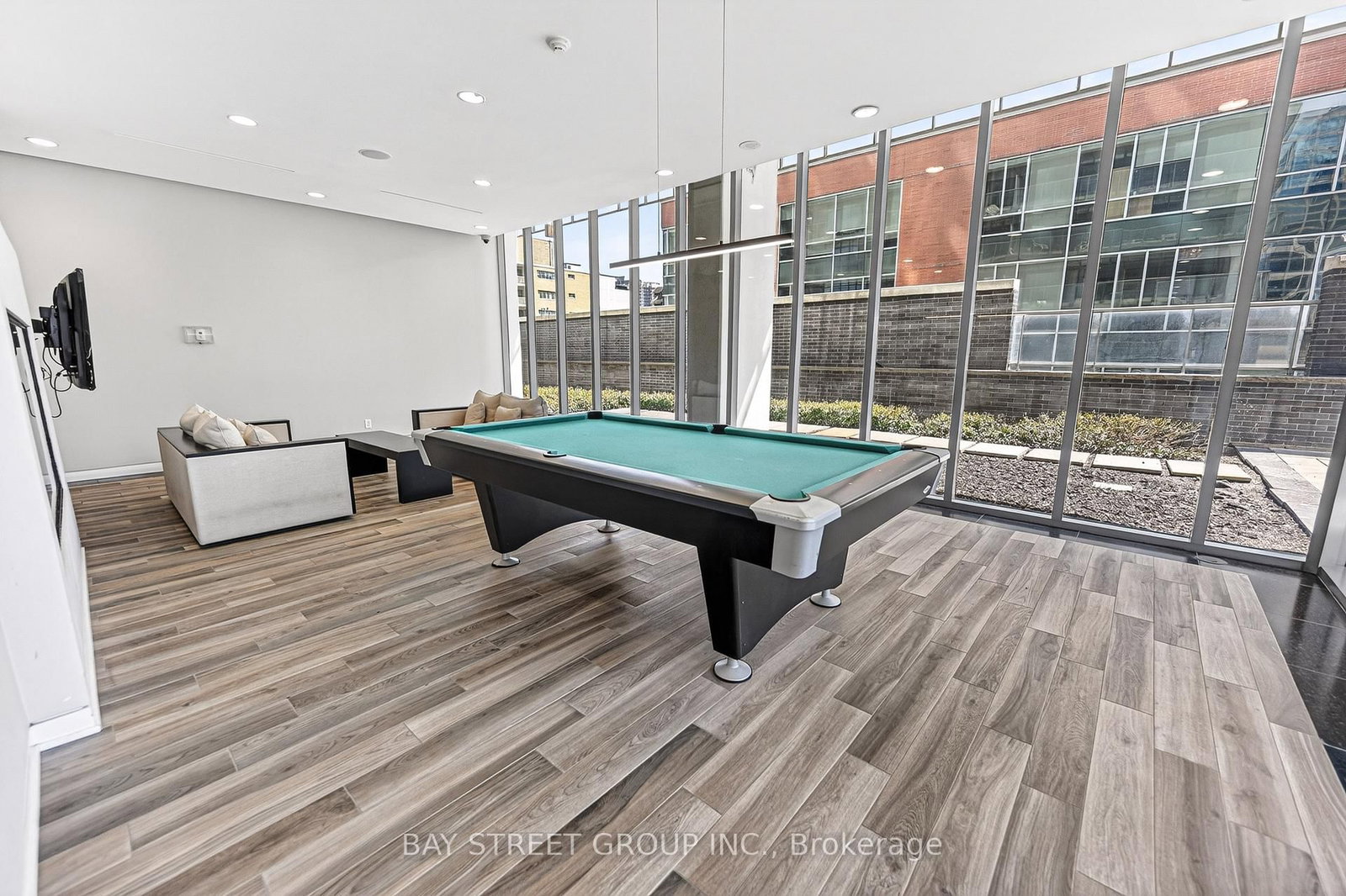 33 Charles Street E, Unit 3505 - Photo 30