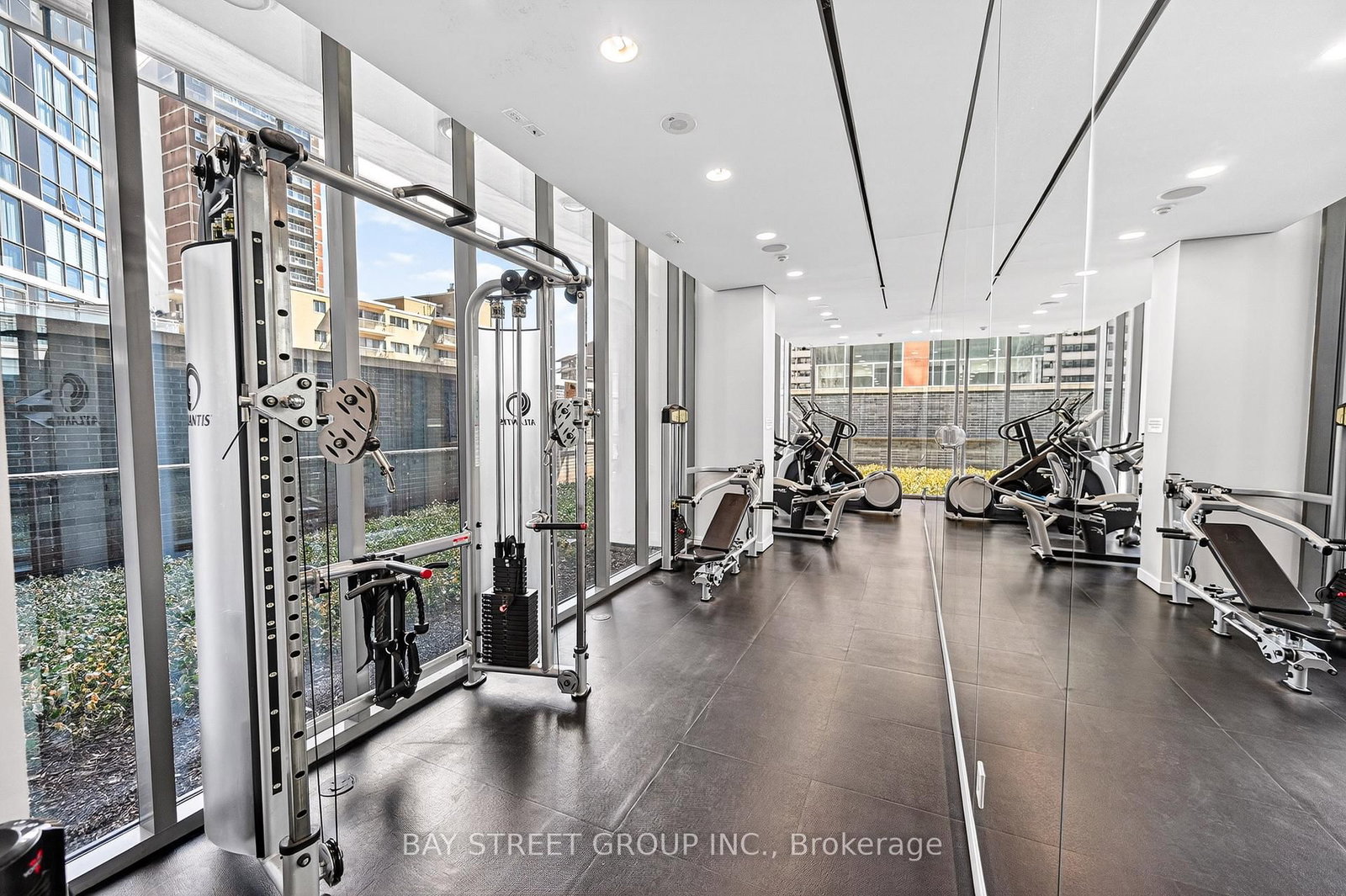 33 Charles Street E, Unit 3505 - Photo 37