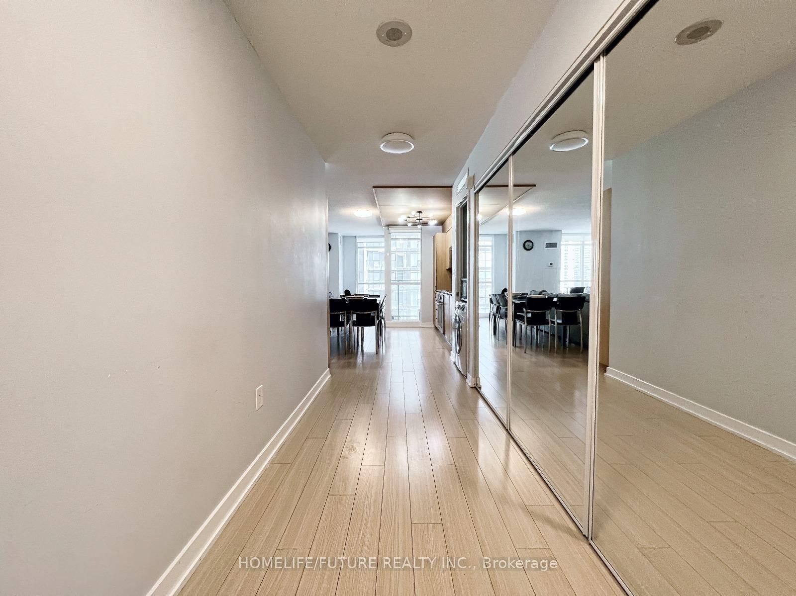 649-10 Capreol Court, Toronto, ON, photo 2