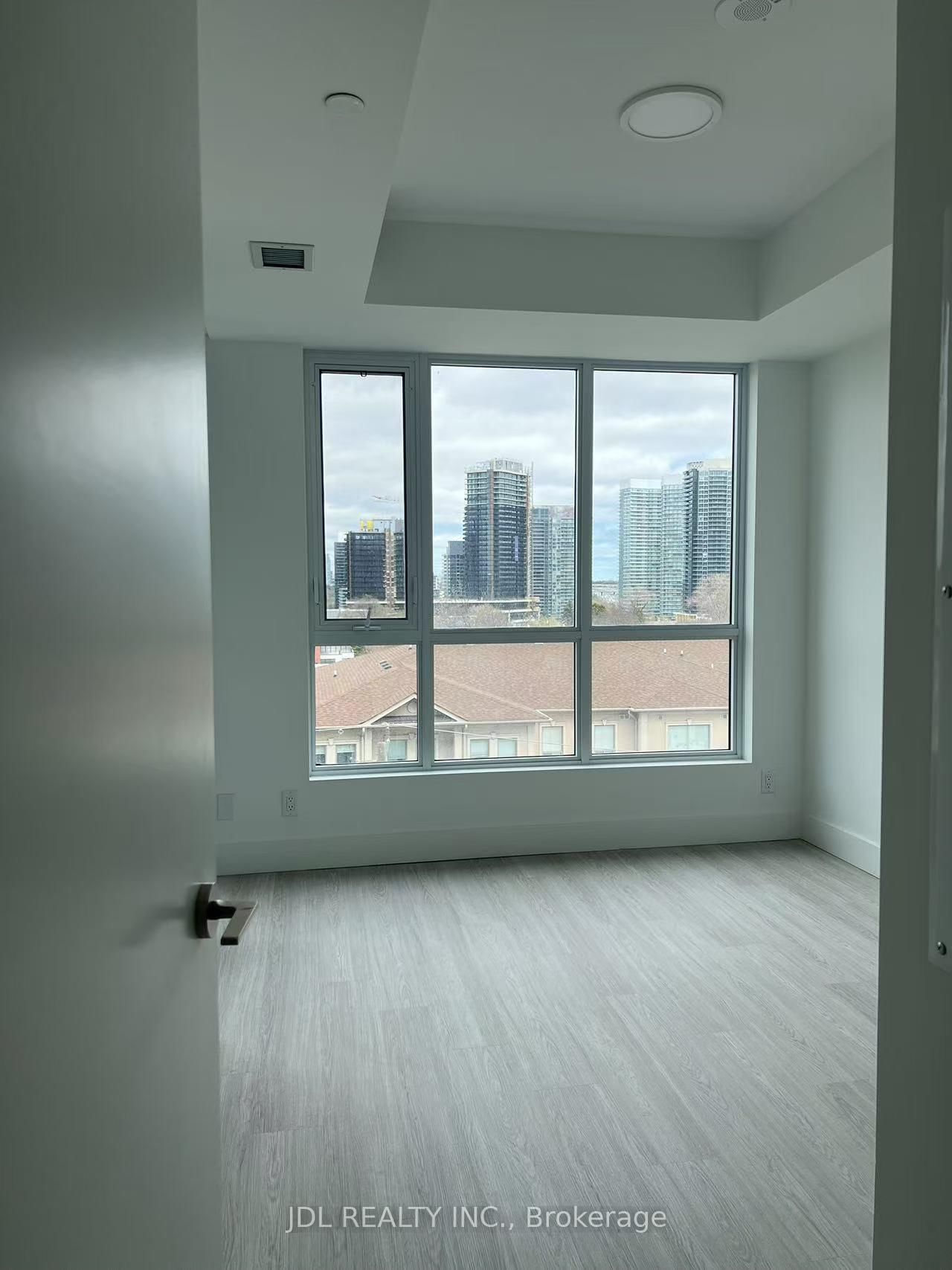 6 Greenbriar Road, Unit 613 - Photo 5