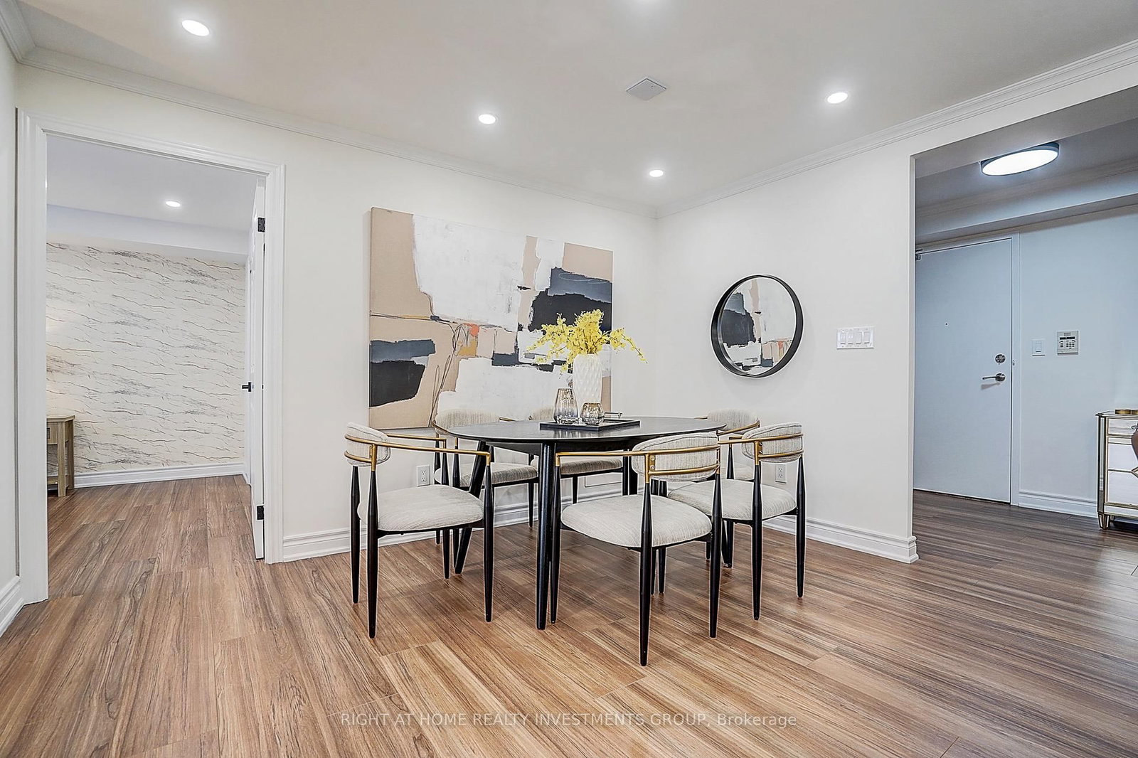 89 Skymark Drive, Unit 511 - Photo 15