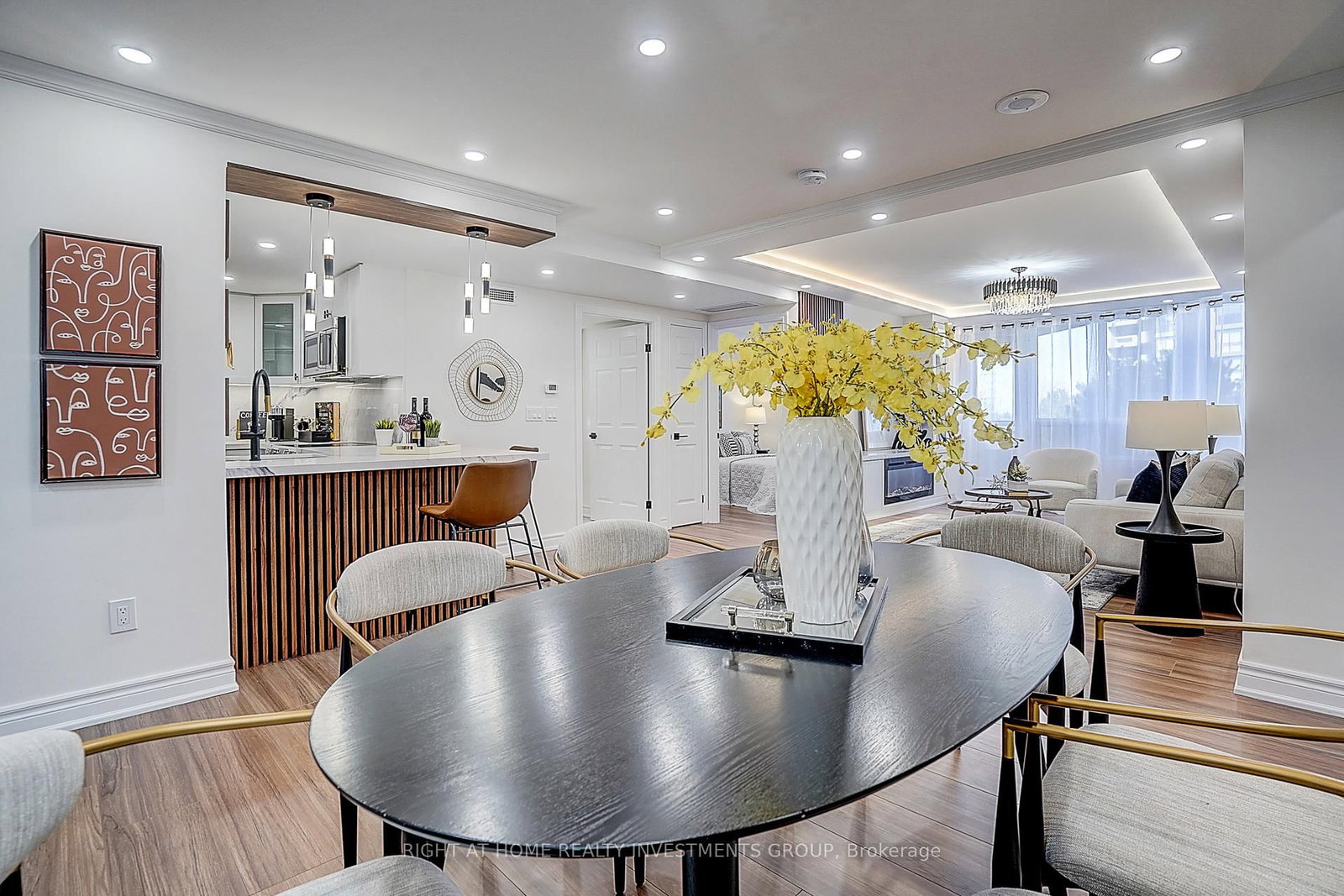 89 Skymark Drive, Unit 511 - Photo 21