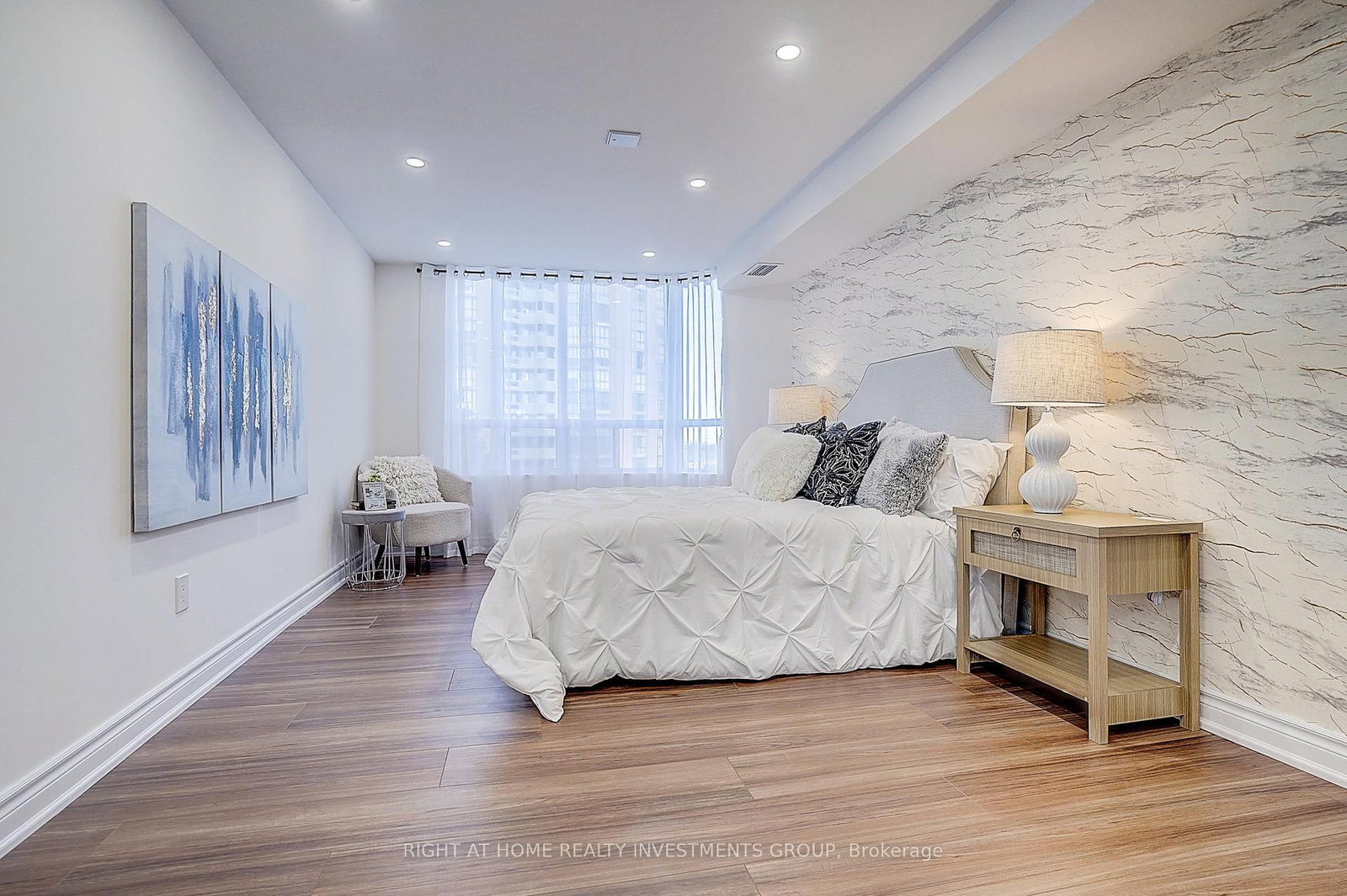 89 Skymark Drive, Unit 511 - Photo 33