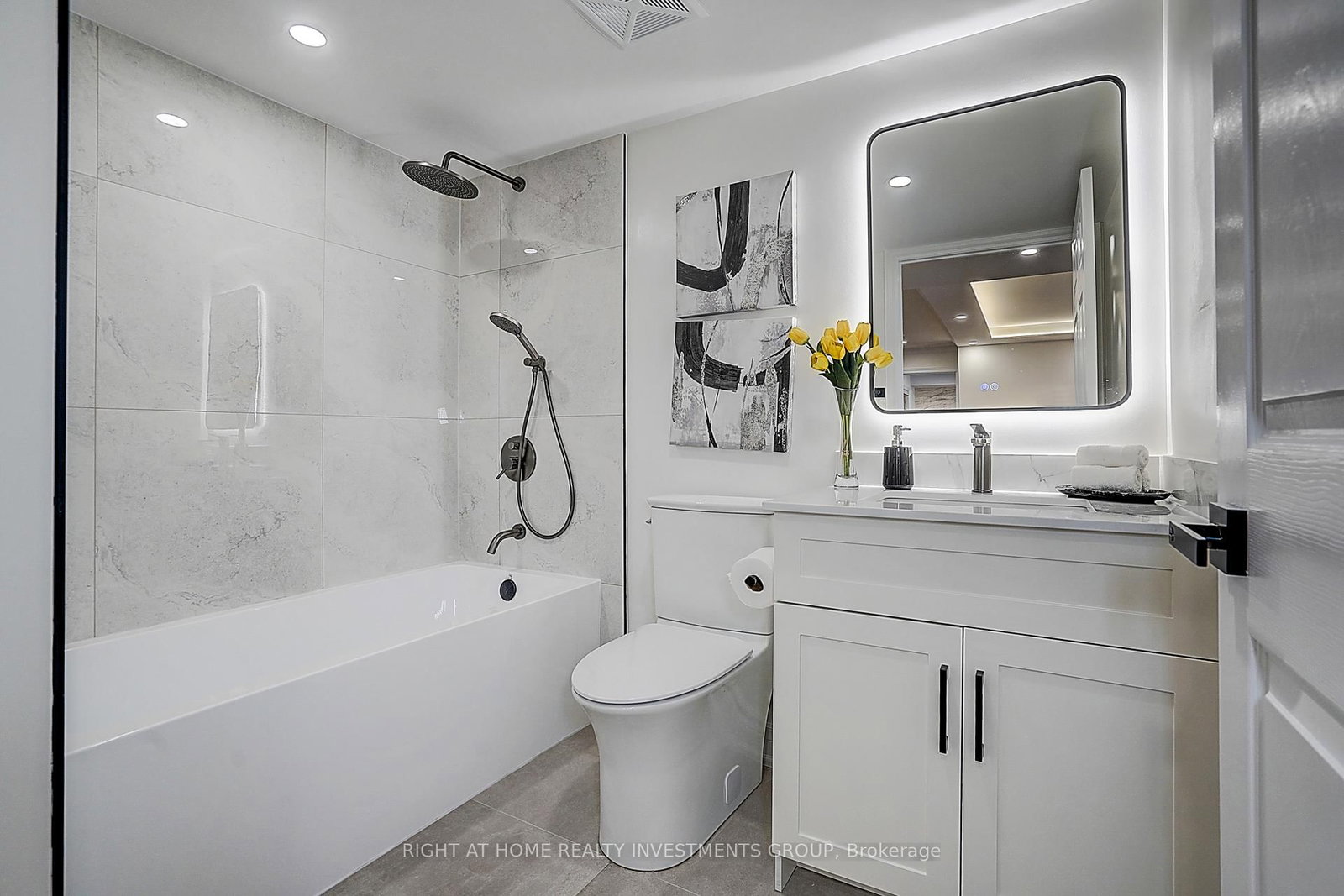 89 Skymark Drive, Unit 511 - Photo 40