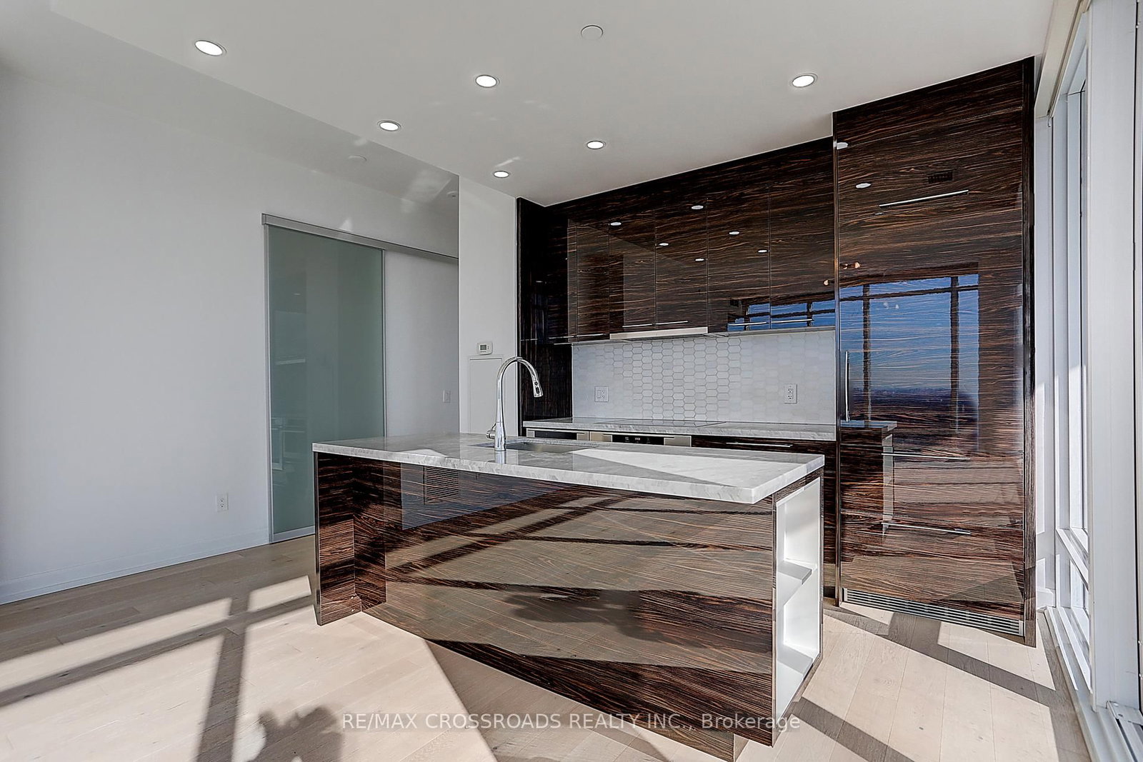 Condo for sale at 4310-488 University Avenue, Toronto, Ontario, M5G 0C1 - University - MLS: C12988676