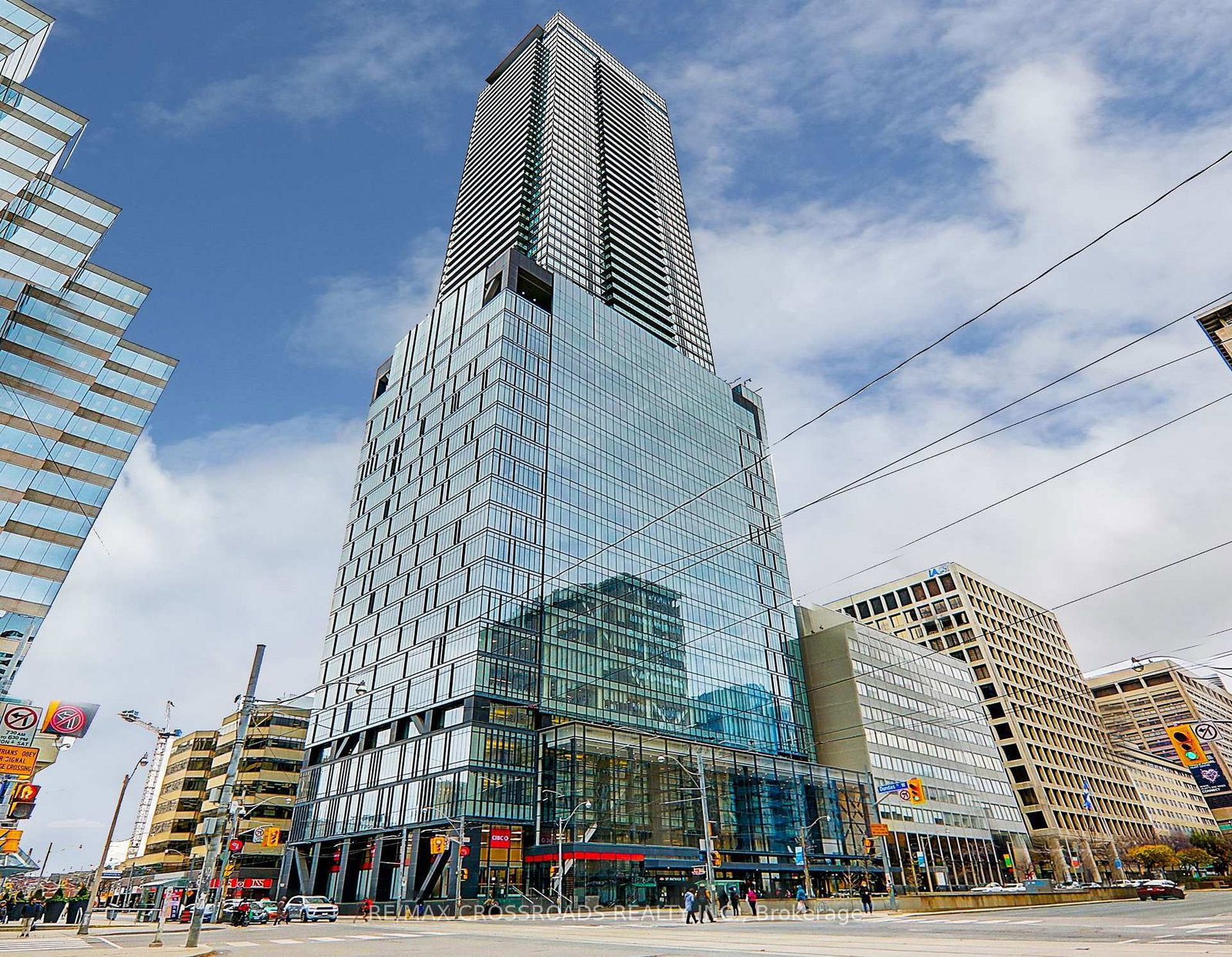 488 University Avenue, Unit 4310 - Photo 2