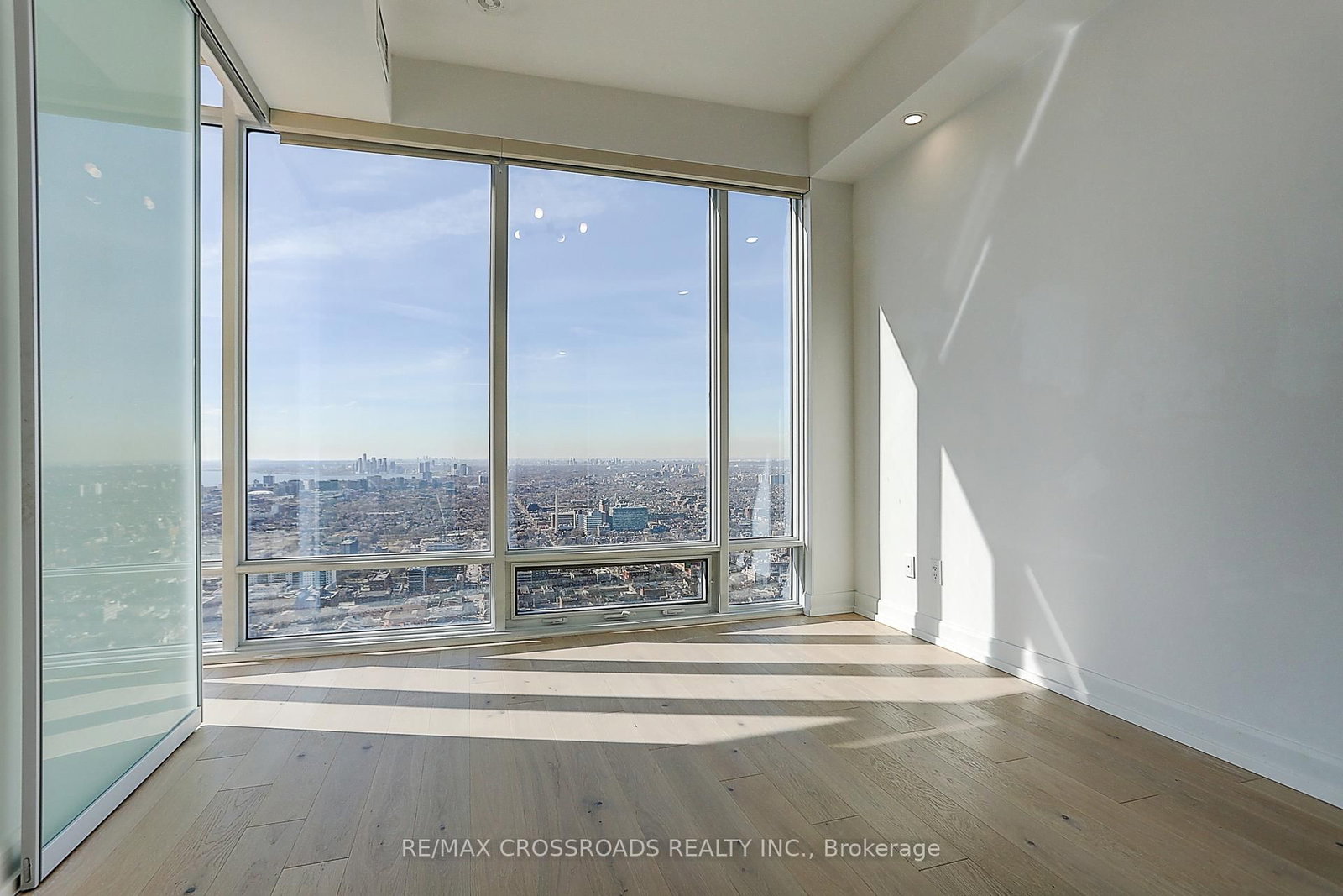 Condo for sale at 4310-488 University Avenue, Toronto, Ontario, M5G 0C1 - University - MLS: C12988676