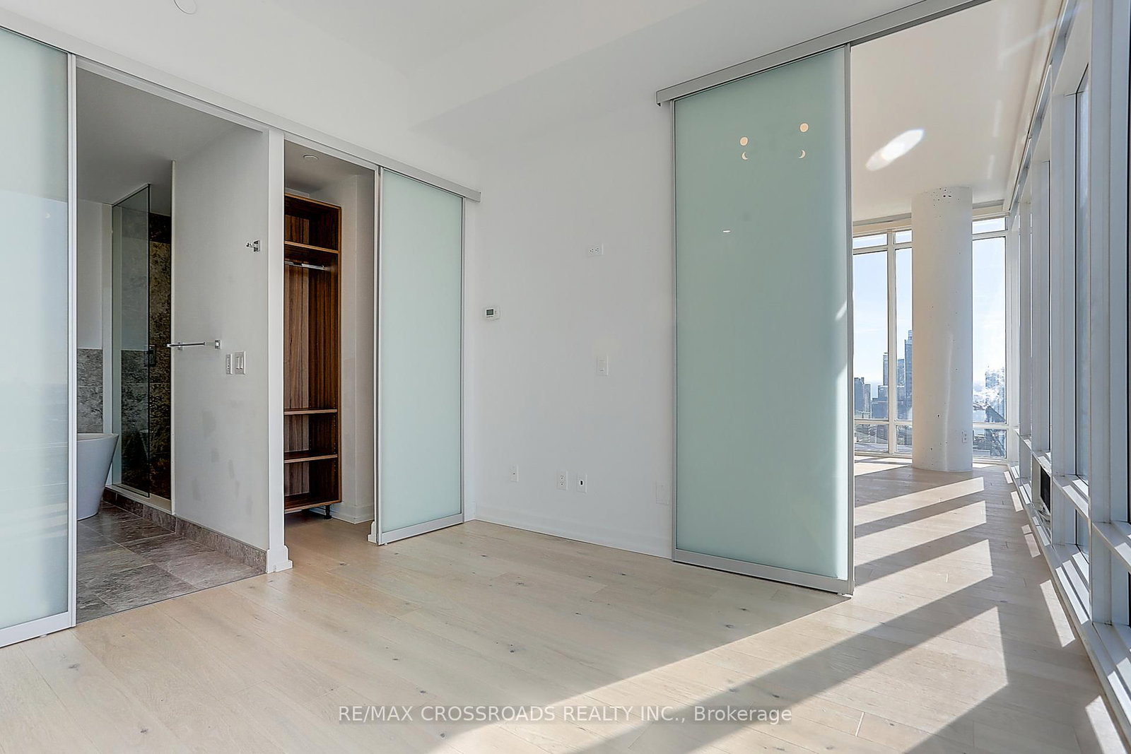 488 University Avenue, Unit 4310 - Photo 24