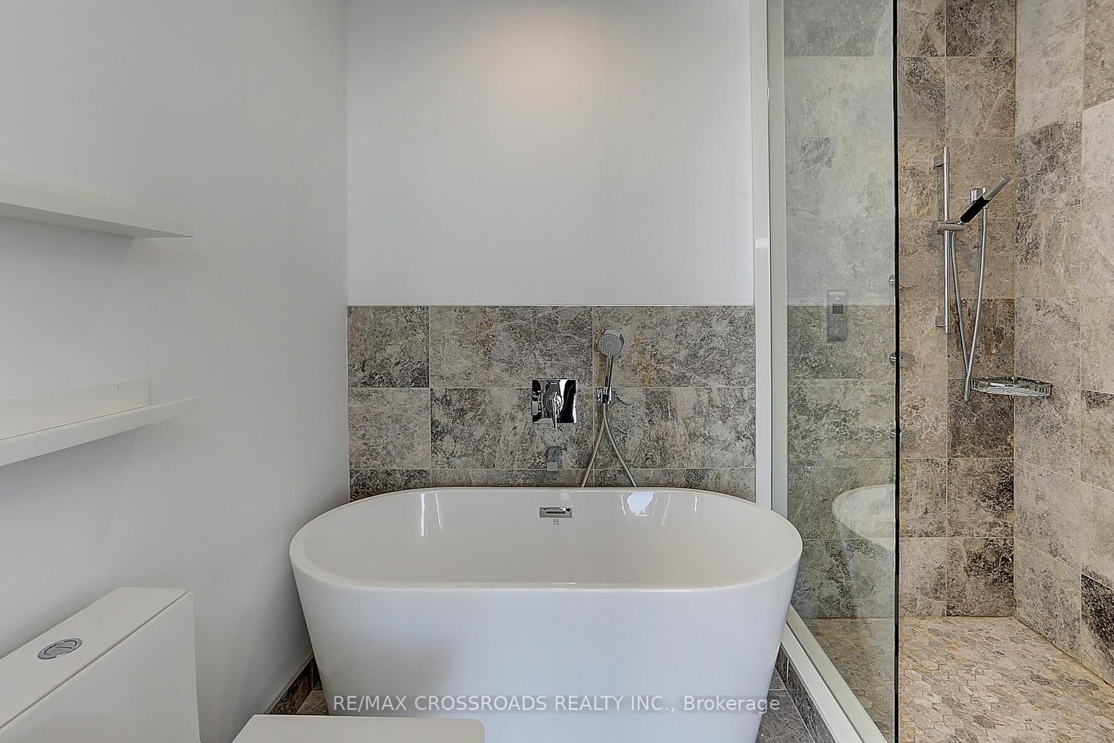 Condo for sale at 4310-488 University Avenue, Toronto, Ontario, M5G 0C1 - University - MLS: C12988676