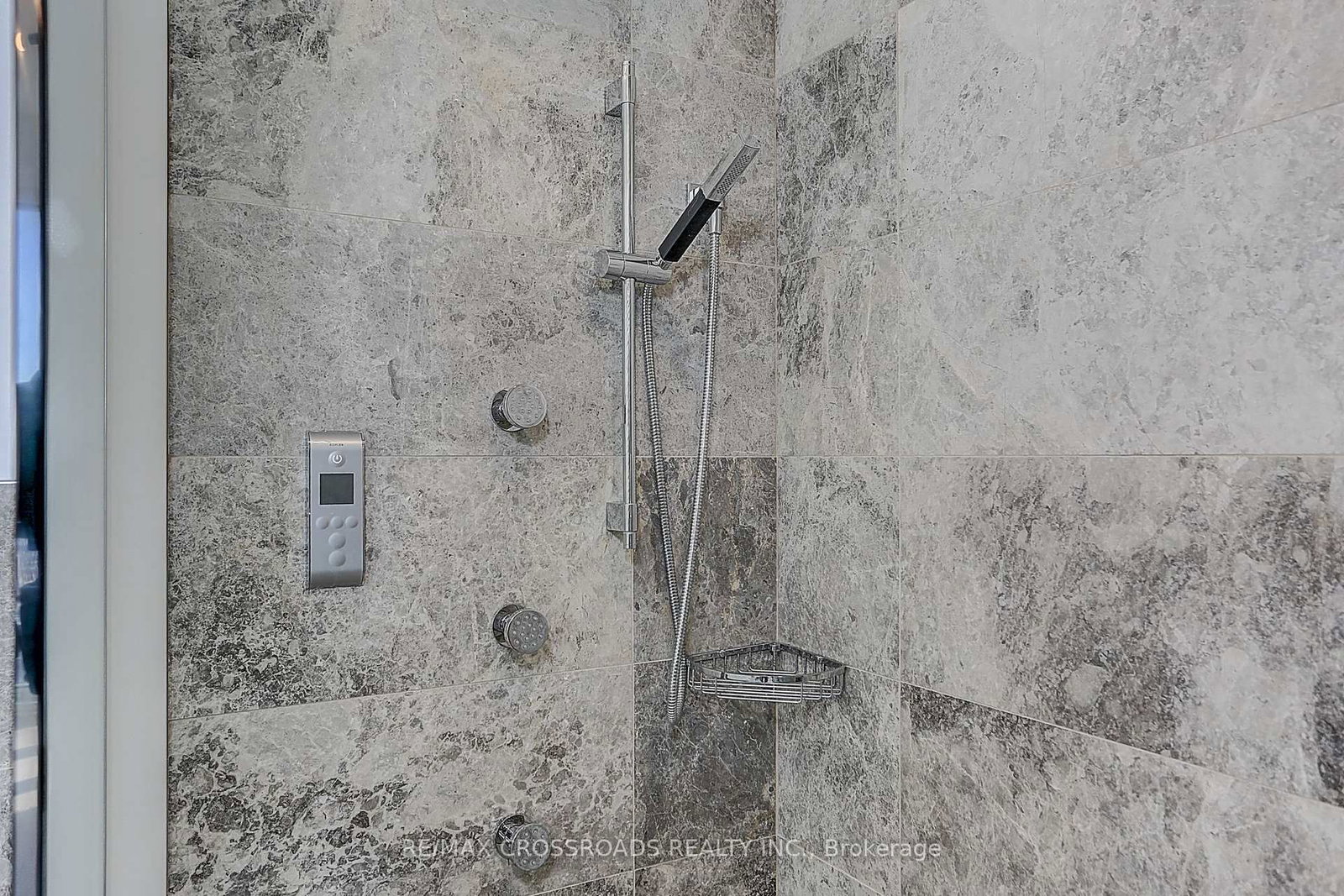 488 University Avenue, Unit 4310 - Photo 27