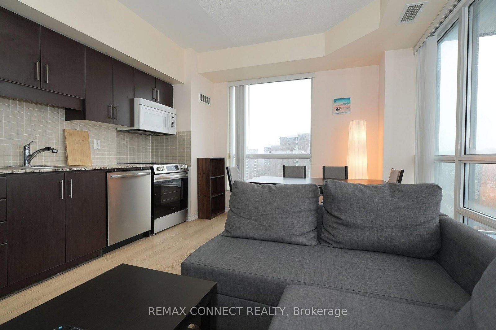 30 Heron's Hill Way, Unit 1605 - Photo 13