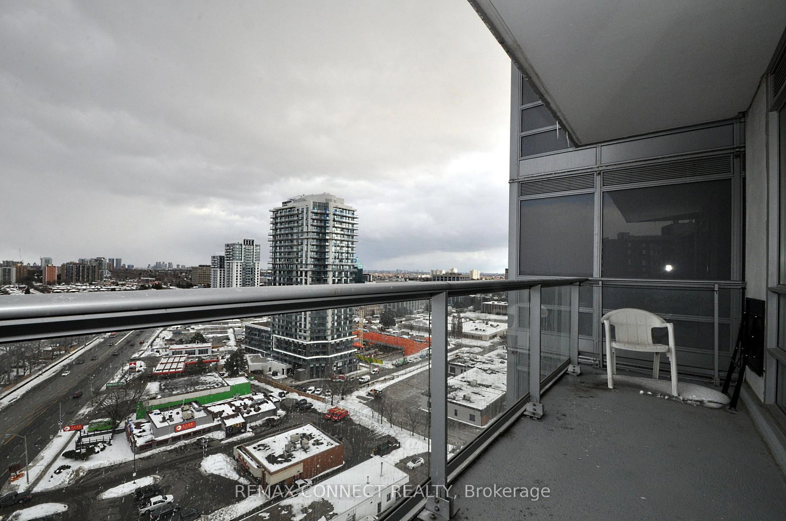 30 Heron's Hill Way, Unit 1605 - Photo 16