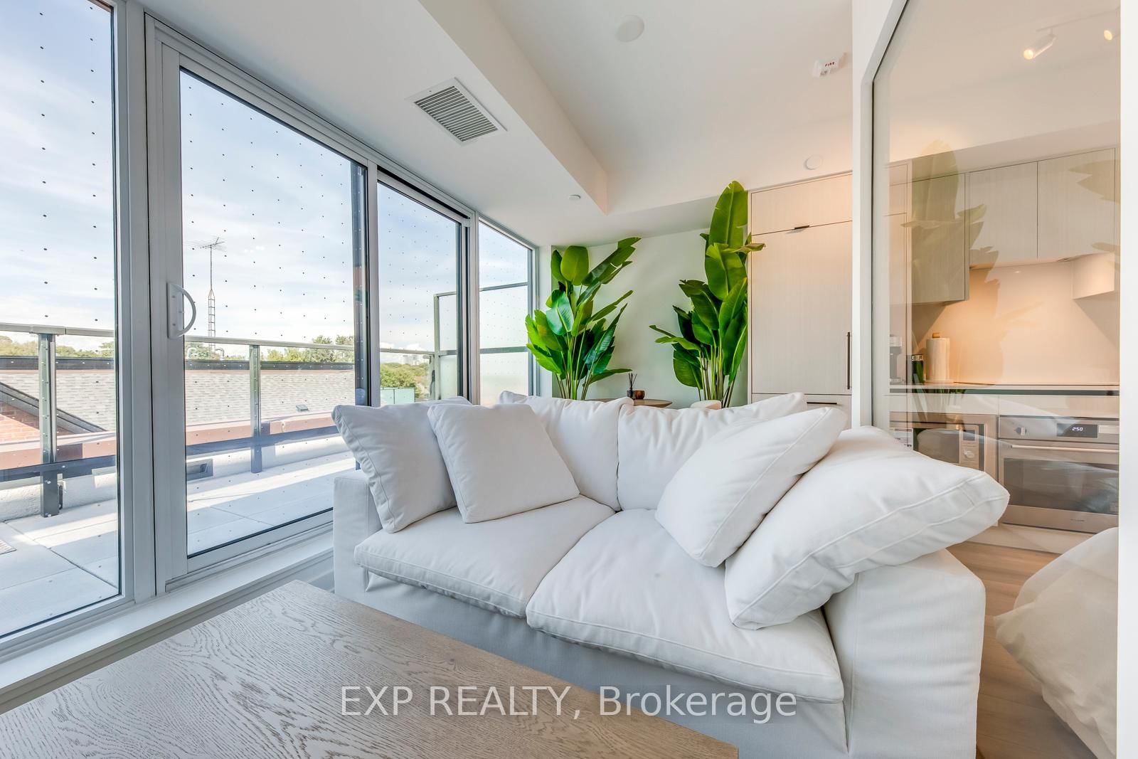 5 Lakeview Avenue, Unit 415 - Photo 13