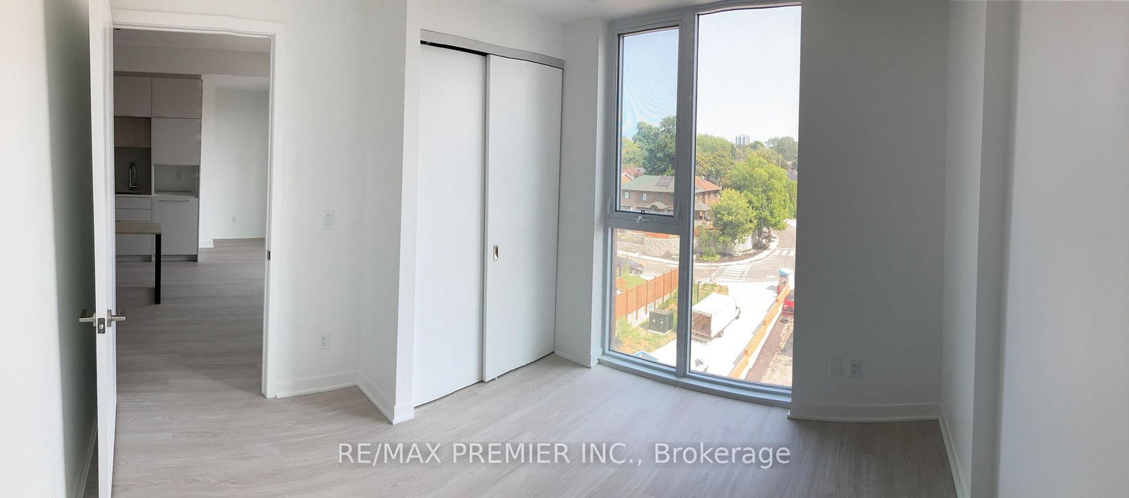 185 Alberta Avenue, Unit 604 - Photo 7