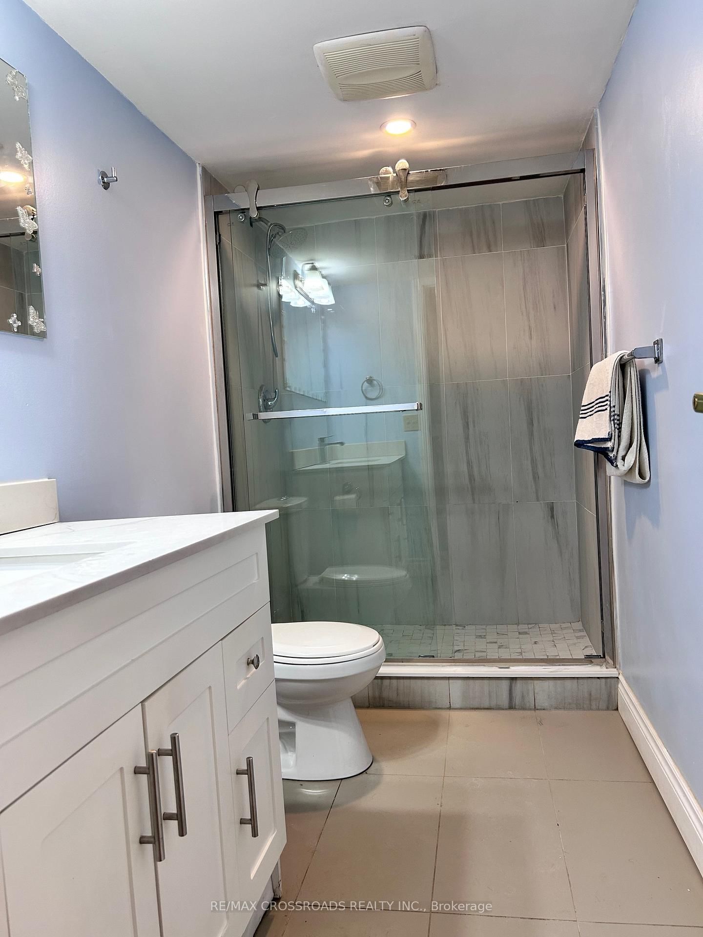 62 Navaho Drive, Unit Lower level - Photo 12