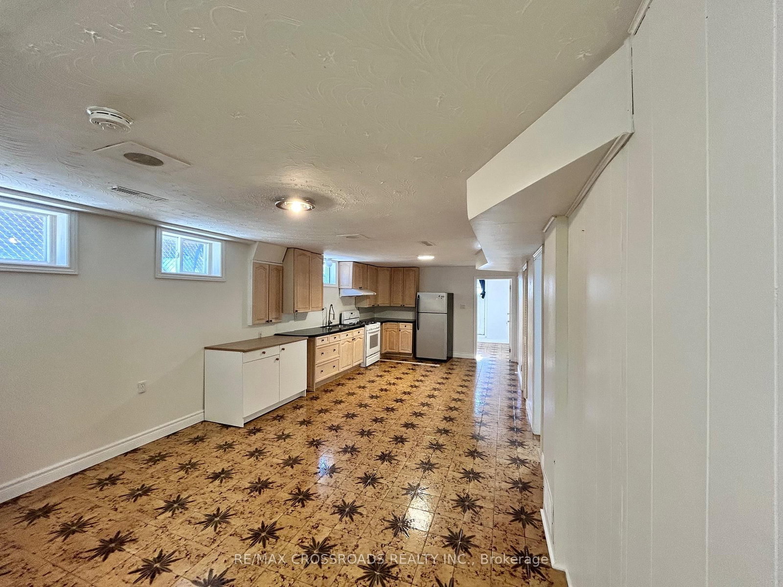 62 Navaho Drive, Unit Lower level - Photo 18