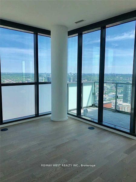 4303 - 16 Bonnycastle Street