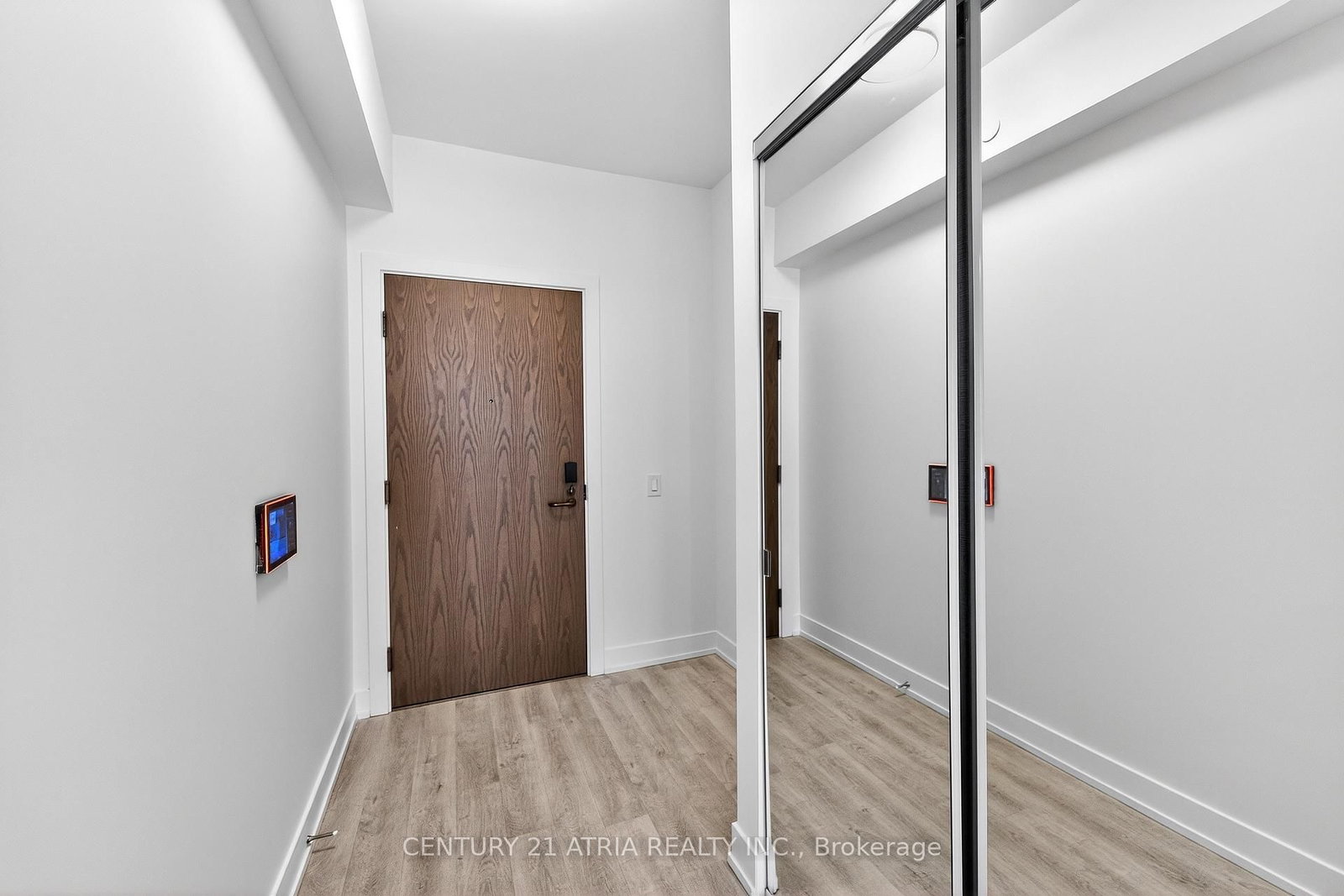 30 Inn On The Park Drive, Unit 802 - Photo 7