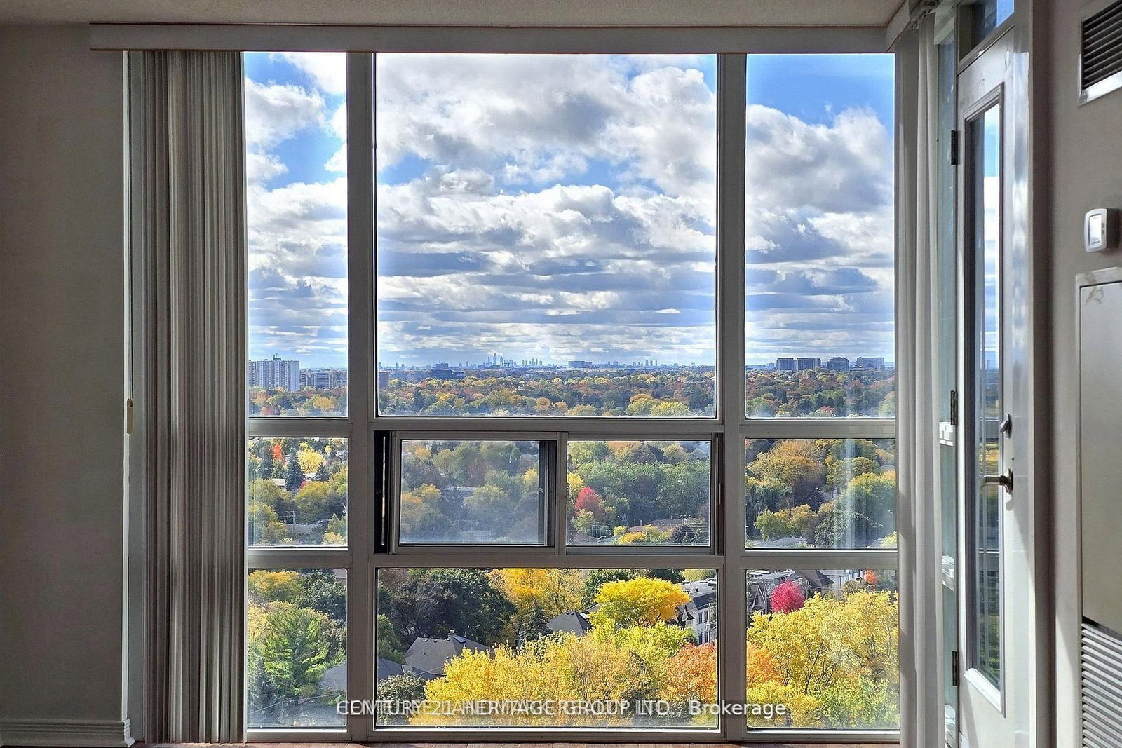 509 Beecroft Road, Unit 2008 - Photo 14