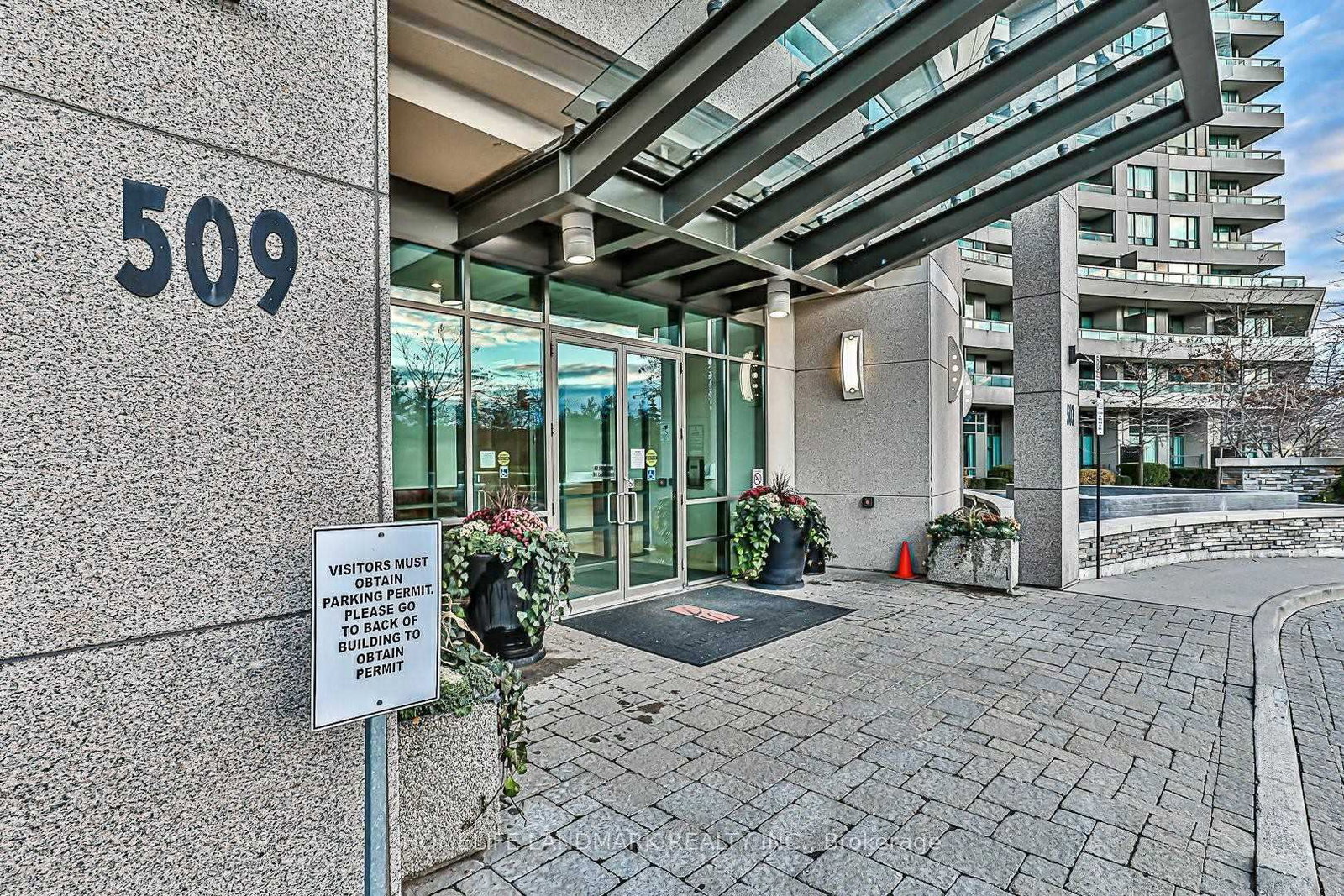 509 Beecroft Road, Unit 2008 - Photo 2