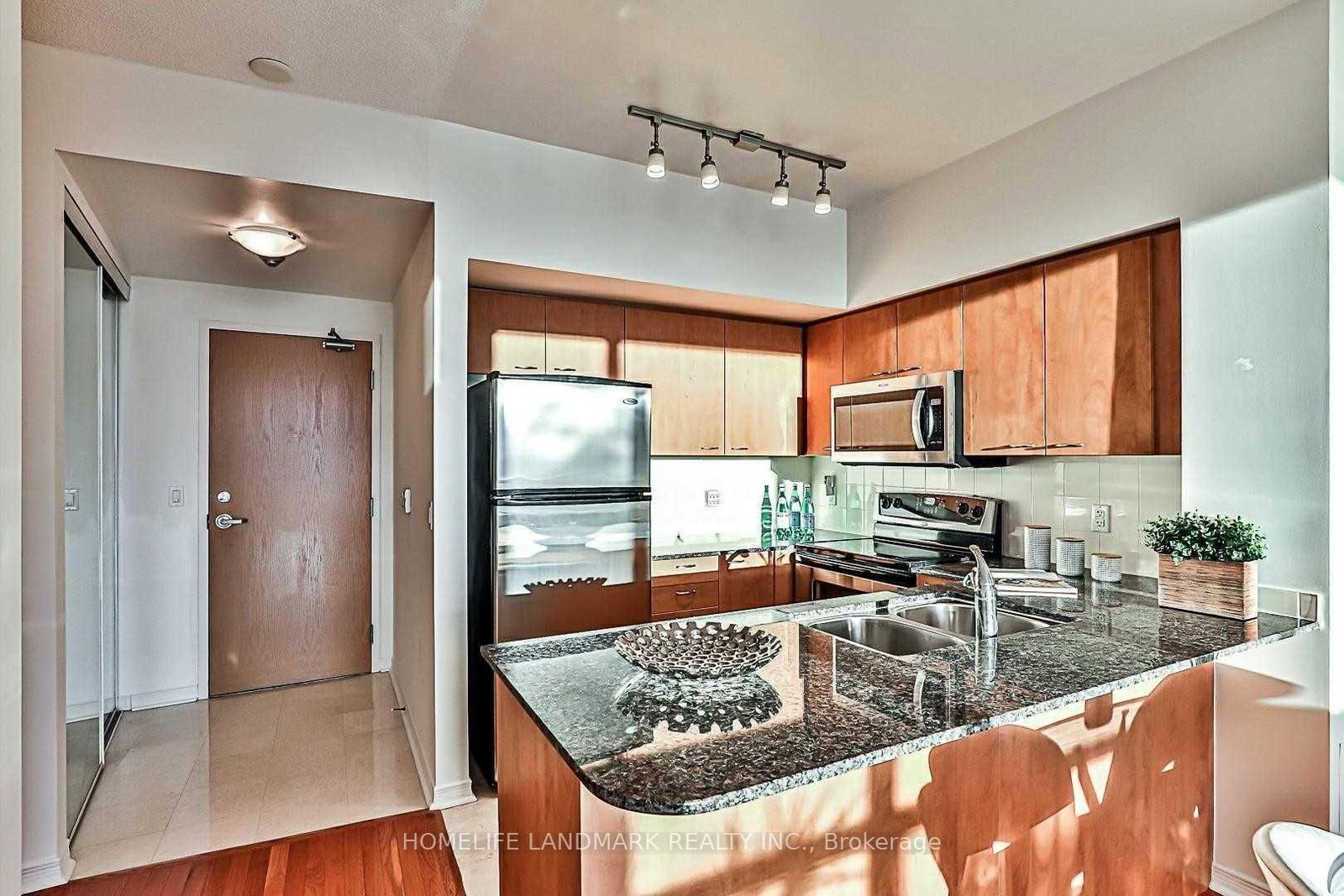 509 Beecroft Road, Unit 2008 - Photo 3