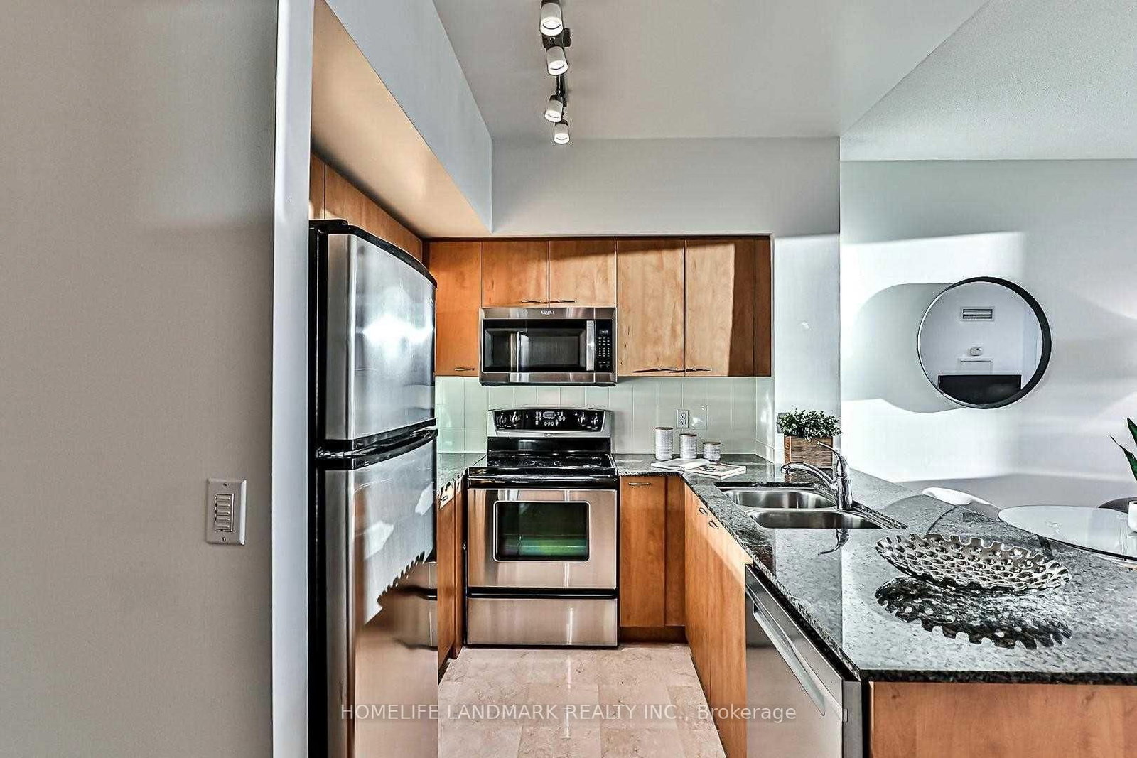 509 Beecroft Road, Unit 2008 - Photo 4