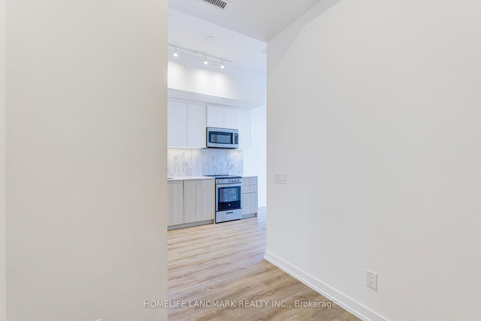500 Dupont Street, Unit 310 - Photo 17