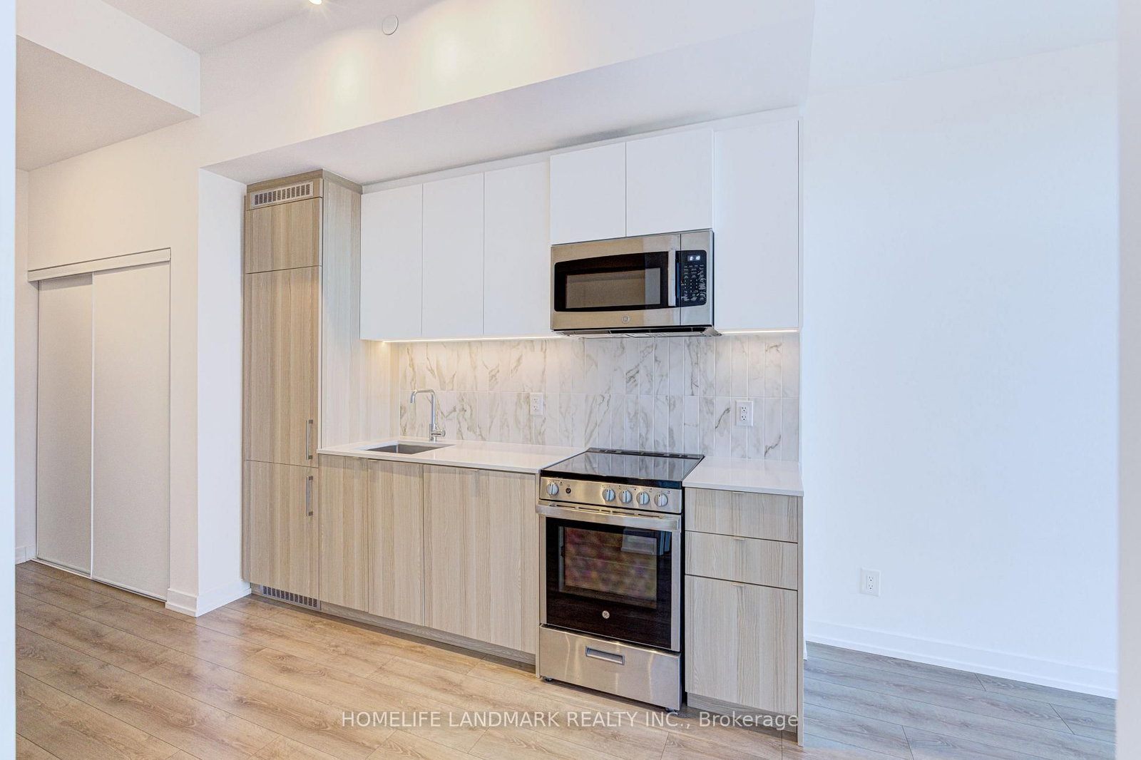 500 Dupont Street, Unit 310 - Photo 8