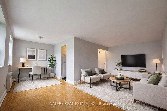 104 - 1002 Lawrence Avenue E