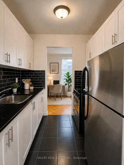 216-1002 Lawrence Avenue East, Toronto, Ontario image-0-1