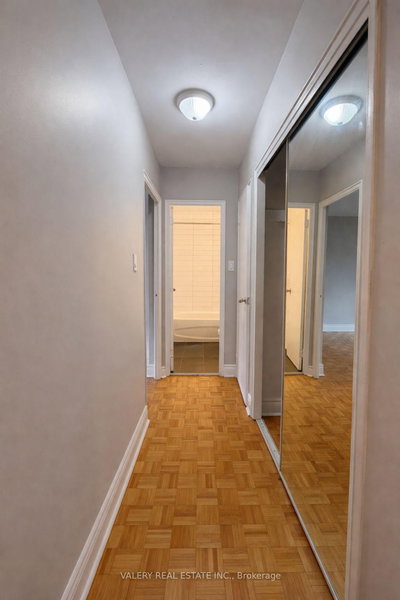 216-1002 Lawrence Avenue East, Toronto, Ontario image-0-4