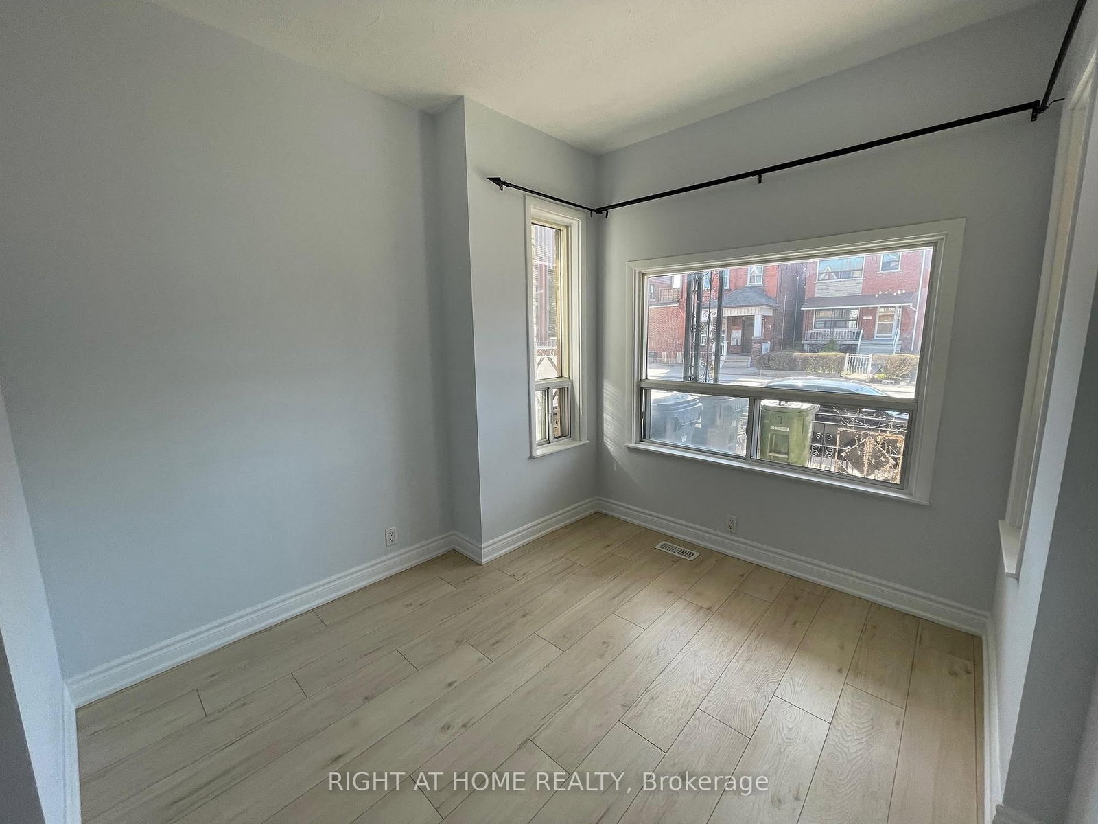477 Ossington Avenue - Photo 5