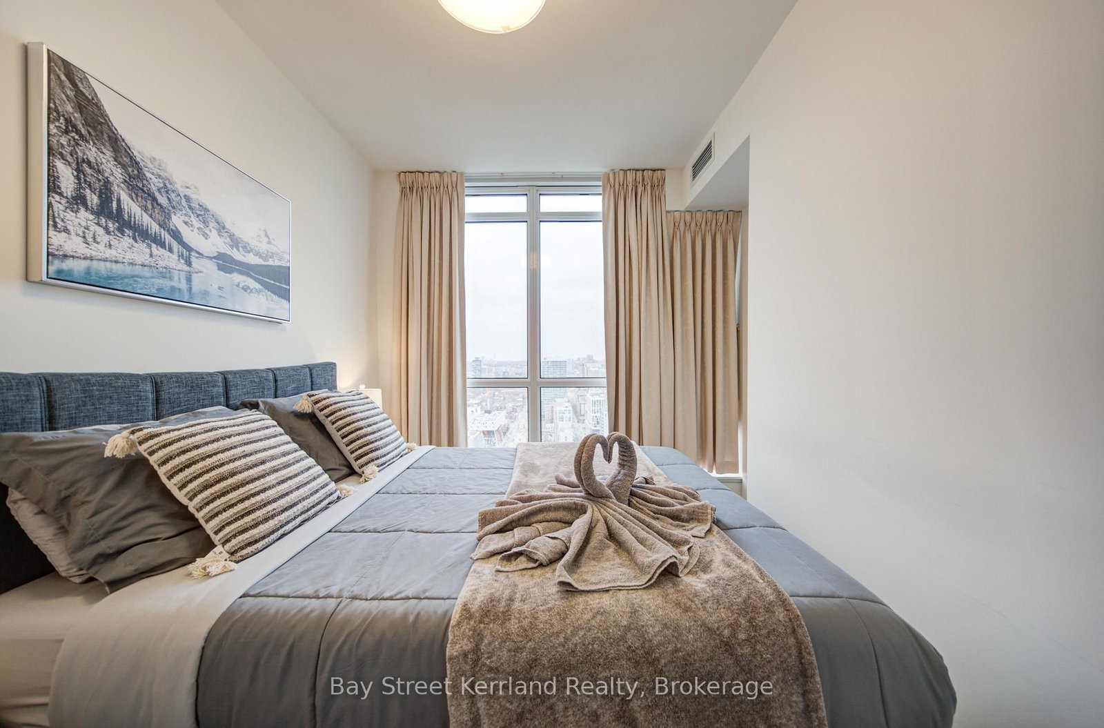 Condo for sale at 3701-30 Nelson Street, Toronto, Ontario, M5V 0H5 - Waterfront Communities C1 - MLS: C12988878