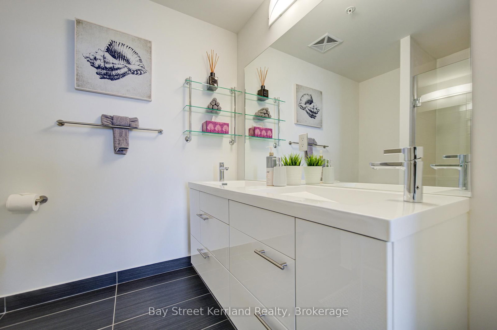 Condo for sale at 3701-30 Nelson Street, Toronto, Ontario, M5V 0H5 - Waterfront Communities C1 - MLS: C12988878