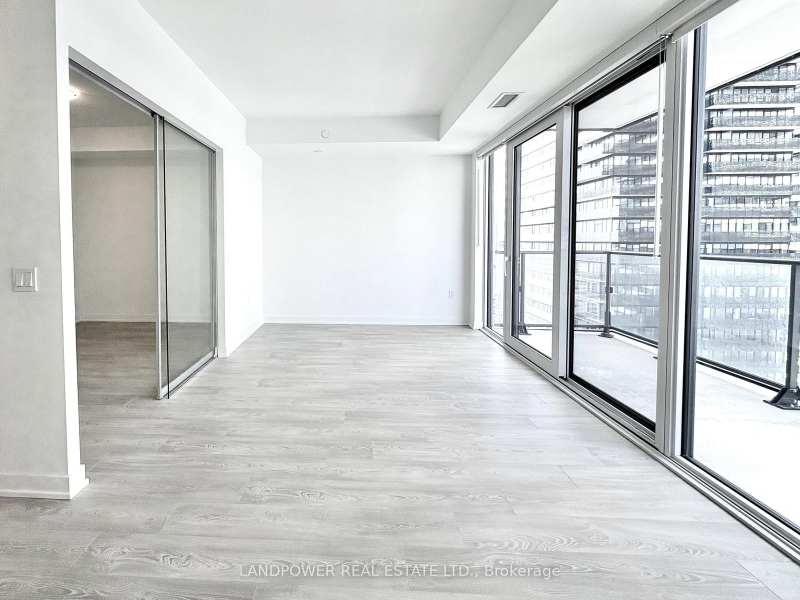 634 Church Street, Unit 3811