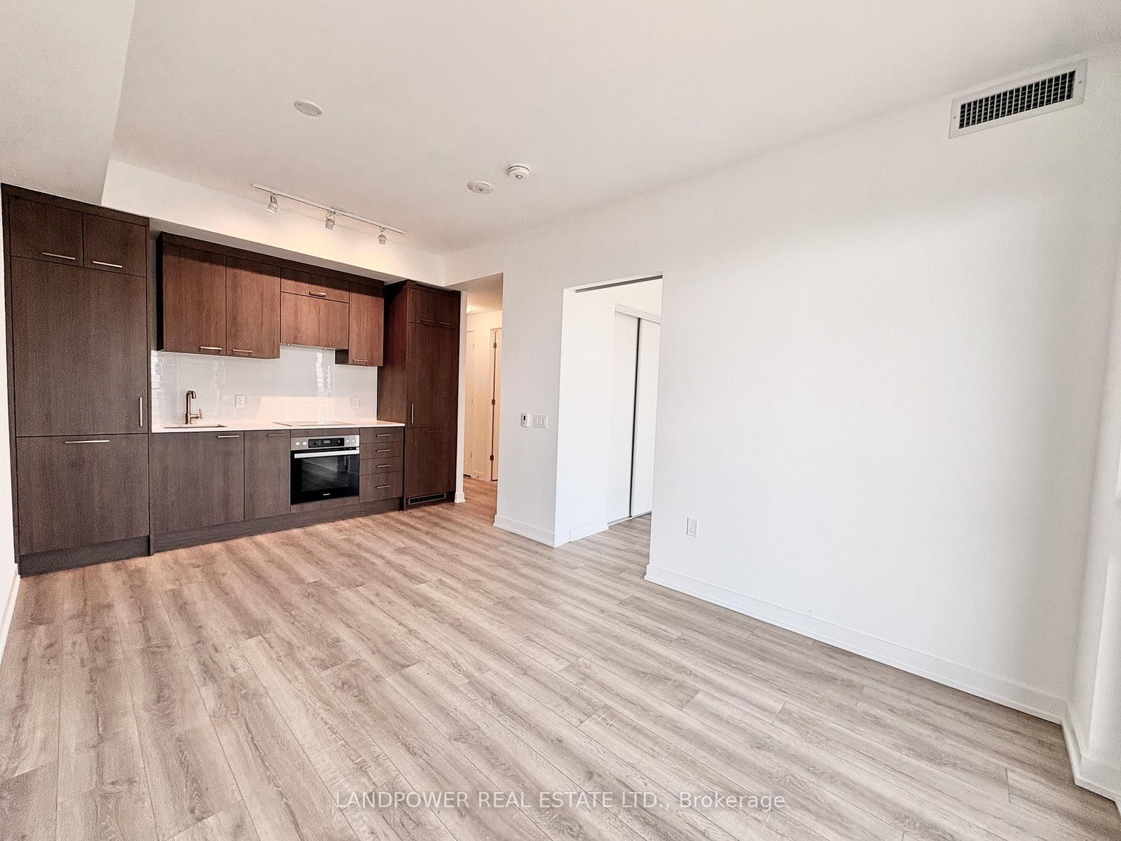 634 Church Street, Unit 3407