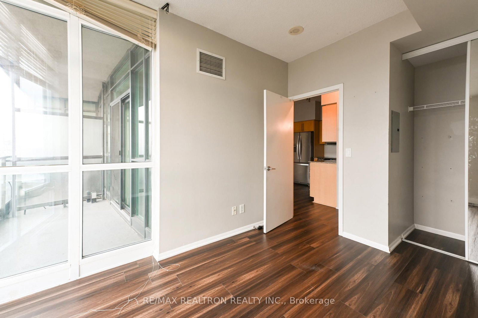 231 Fort York Boulevard, Unit 2505 - Photo 14