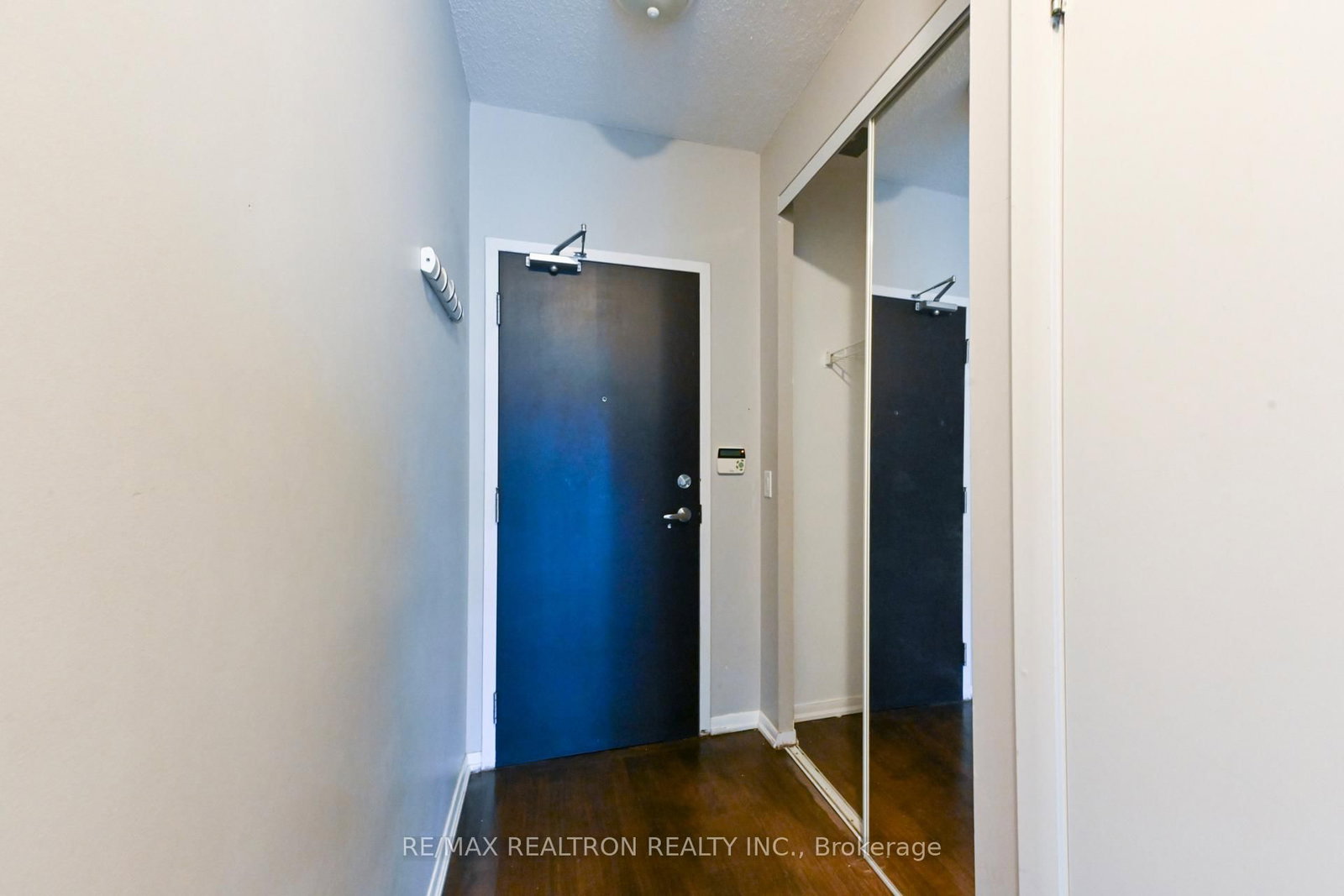 231 Fort York Boulevard, Unit 2505 - Photo 3